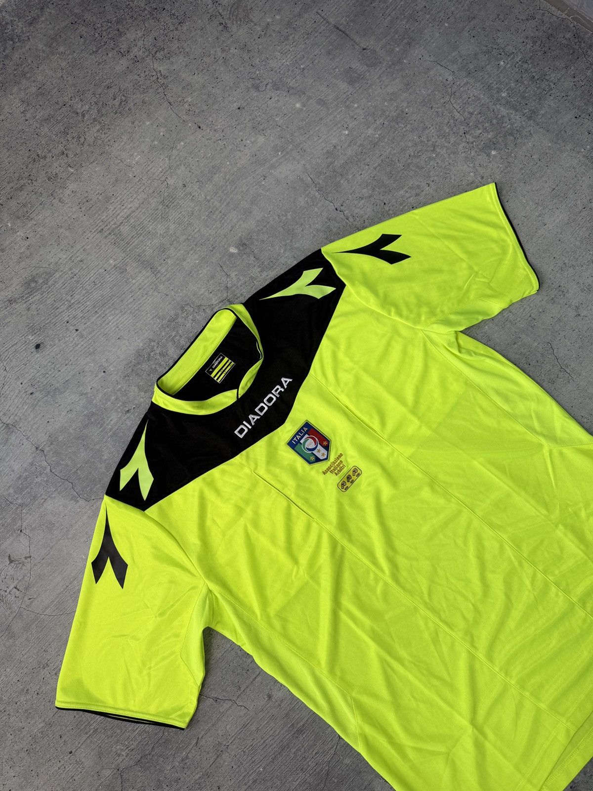 Diadora Vintage Diadora Referee ITALY FOOTBALL SHIRT JERSEY Size US XL / EU 56 / 4 - 2 Thumbnail