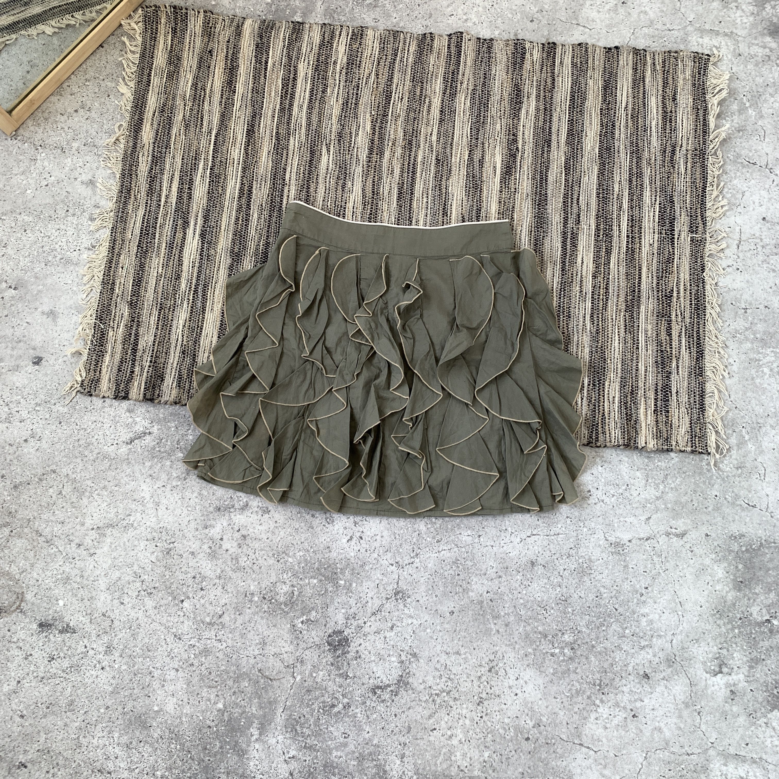 Japanese Brand Vintage Y2K Grunge Women's Khaki Olive Mini Skirt Size 27" / US 4 / IT 40 - 3 Thumbnail
