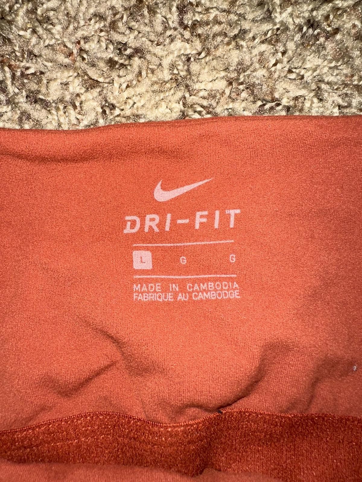 Nike Nike Women’s Yoga Luxe Shelf-Bra Tank Top Size L / US 10 / IT 46 - 2 Thumbnail