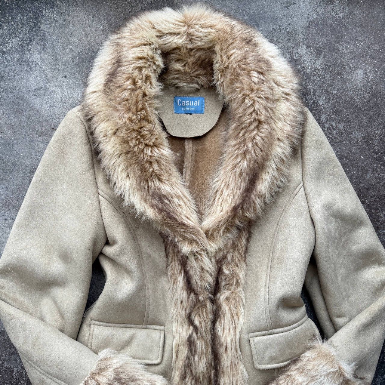 Japanese Brand Vintage Glamour Y2K Faux Fur Shearling/Sheepskin Coat Jacket Size M / US 6-8 / IT 42-44 - 4 Thumbnail
