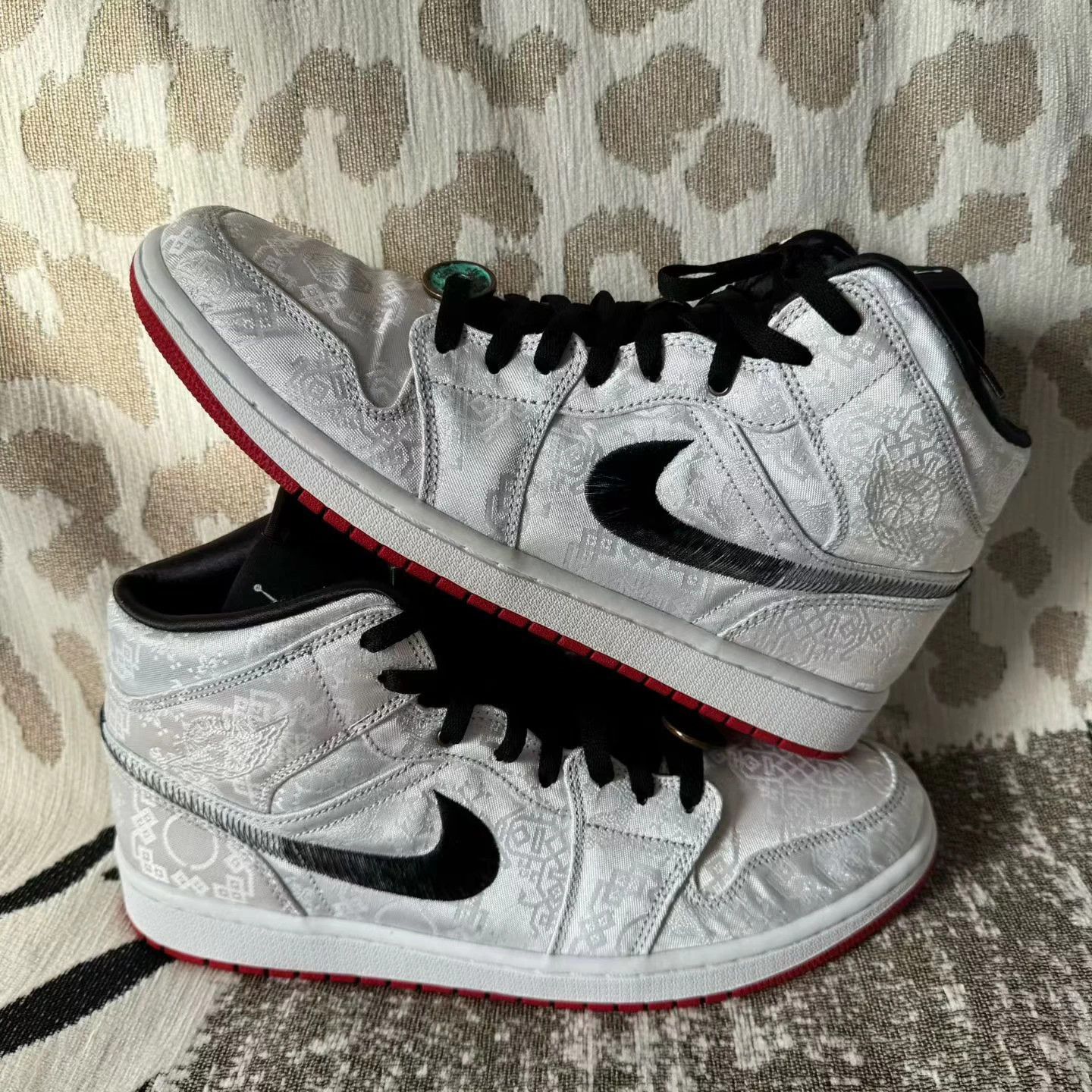 Nike CLOT x Air Jordan 1 Mid Fearless White Silk 45 Size US 11 / EU 44 - 3 Thumbnail