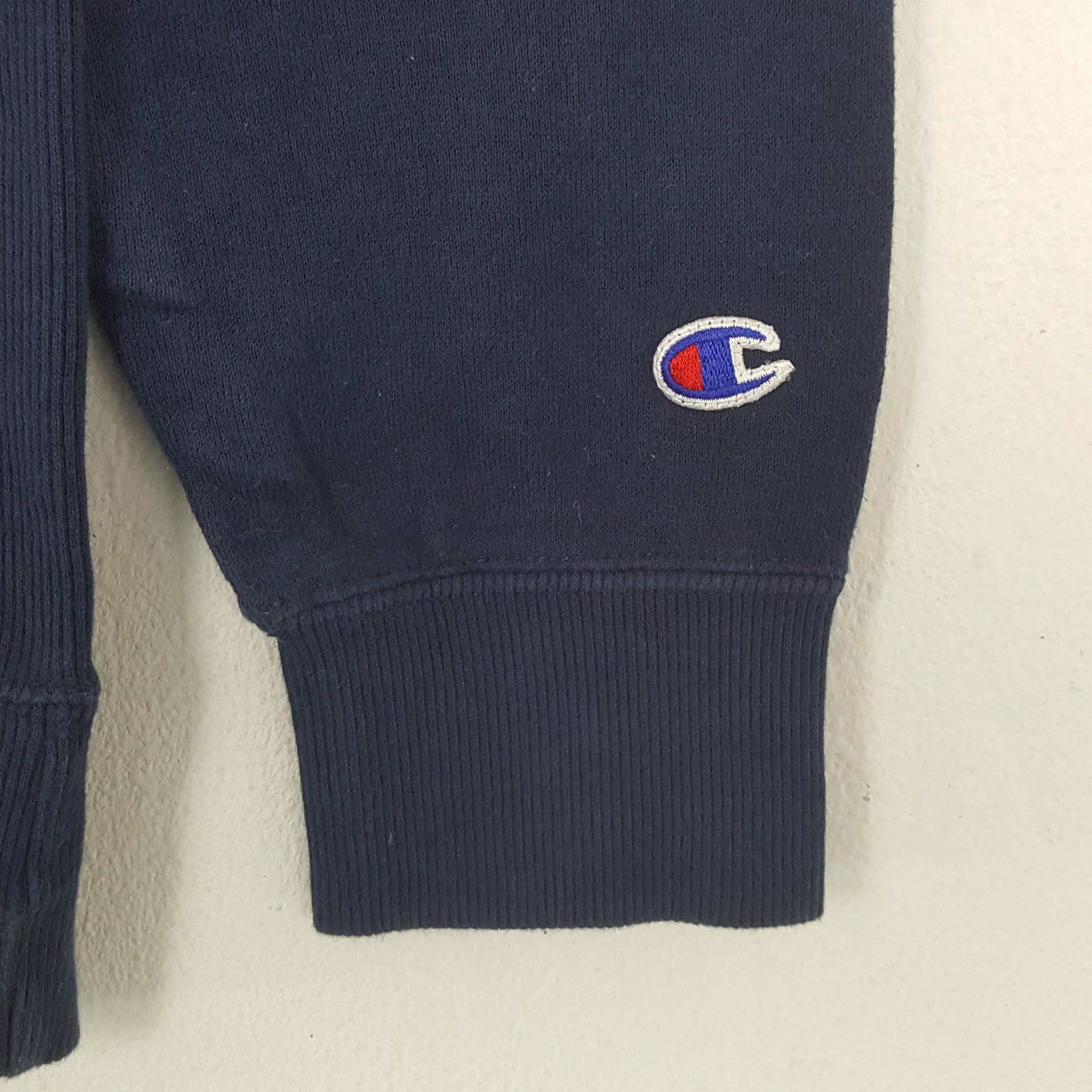 Champion × Vintage Champion X Blue Cross Streetwear Style Sweatshirt Size US S / EU 44-46 / 1 - 3 Thumbnail
