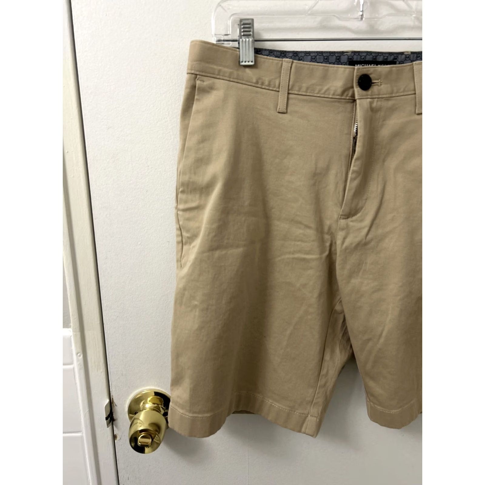 Michael Kors Michael Kors Chino Shorts Mens Sz 32 Tan Khaki 8.5” Inseam Pockets MSRP 8 Size US 33 - 2 Thumbnail
