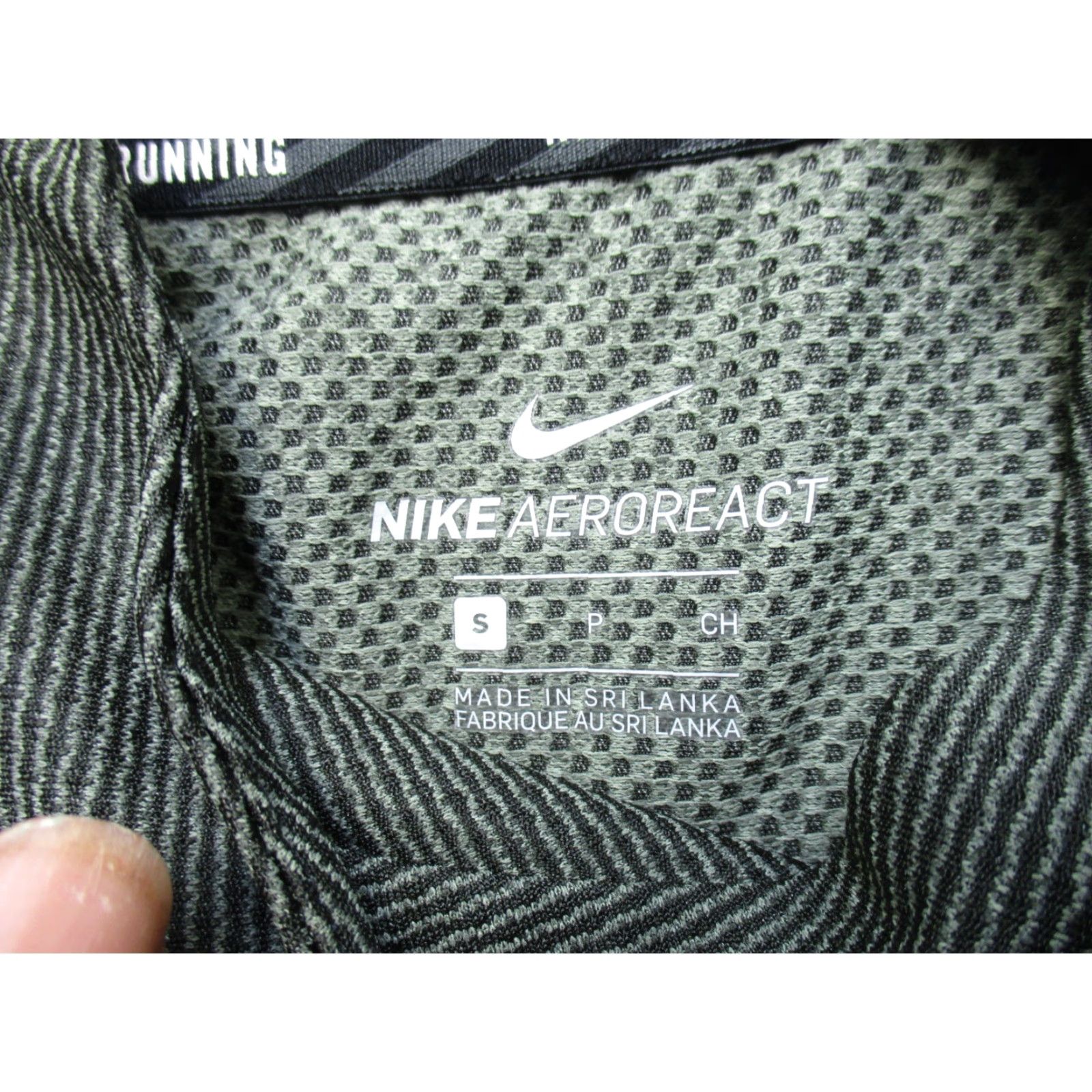 Nike Nike Aeroreact Shirt Womens S Green Long Sleeve Pullover Athletic Running Gym Size S / US 4 / IT 40 - 7 Thumbnail