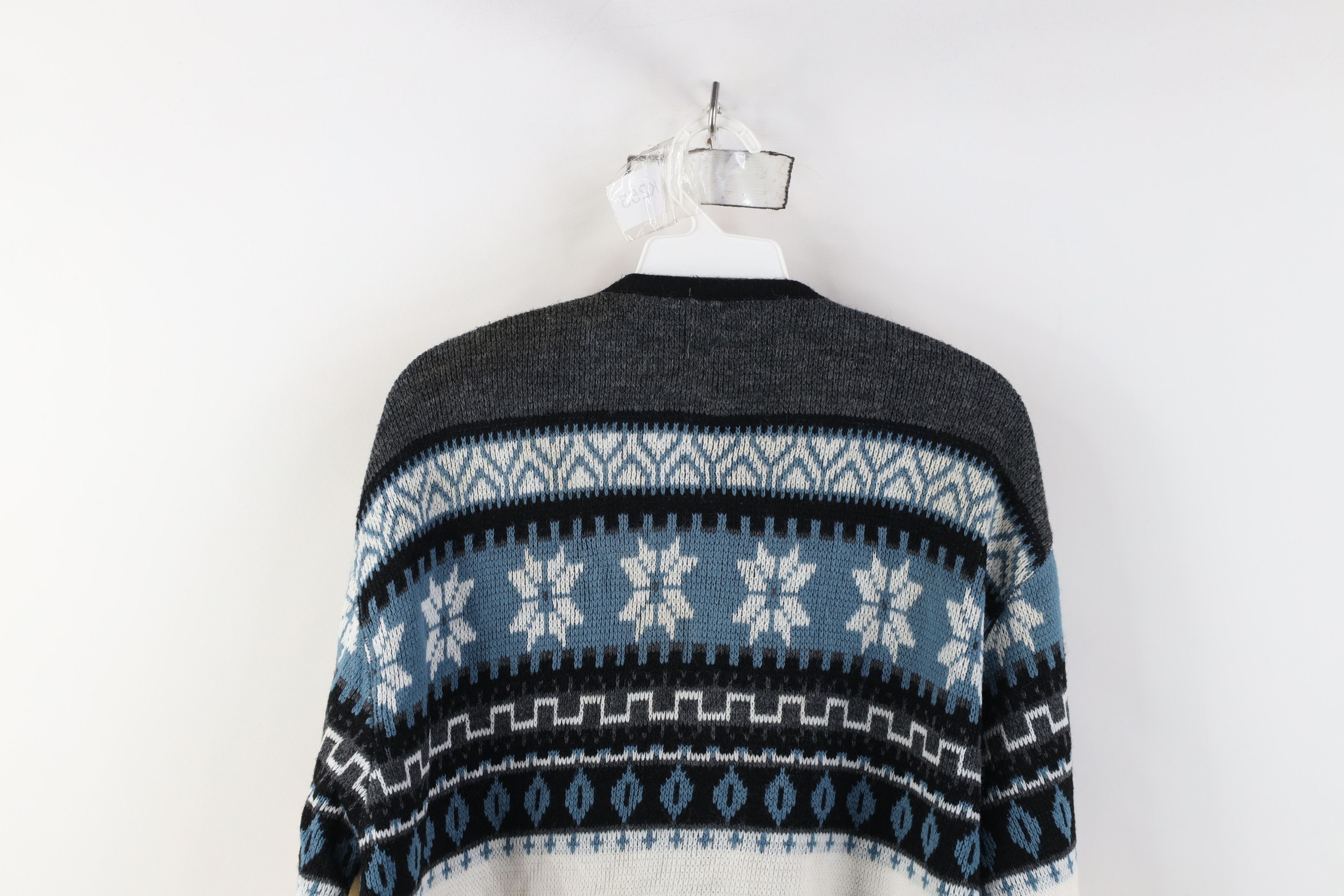 Vintage Vintage 60s 70s Streetwear Snowflake Fair Isle Sweater Size US XL / EU 56 / 4 - 11 Thumbnail