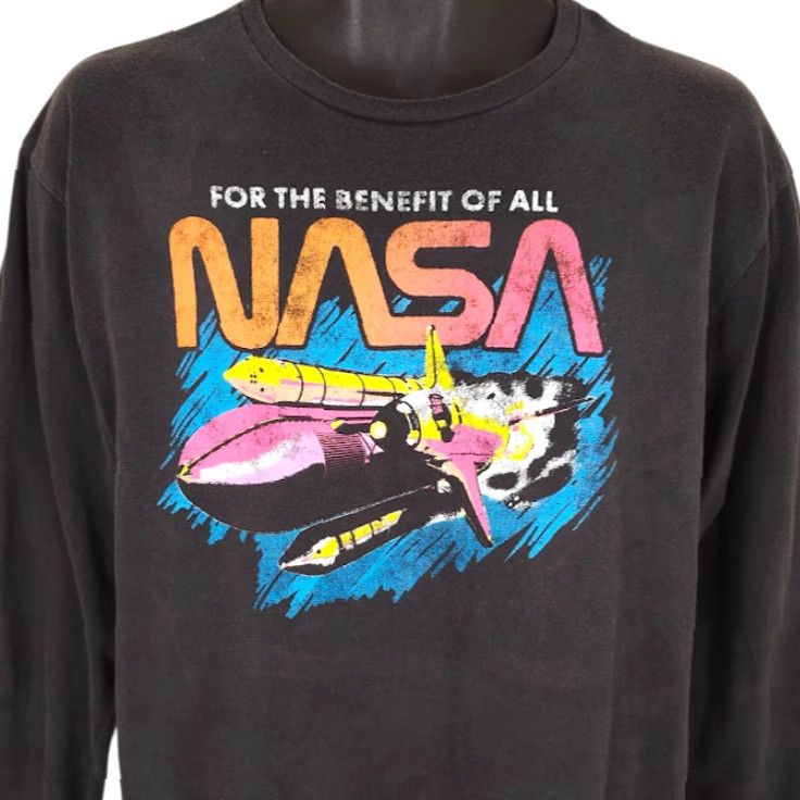 Vintage NASA T Shirt Mens Size Large Black Space Shuttle Travel Astronaut Size US L / EU 52-54 / 3 - 2 Thumbnail