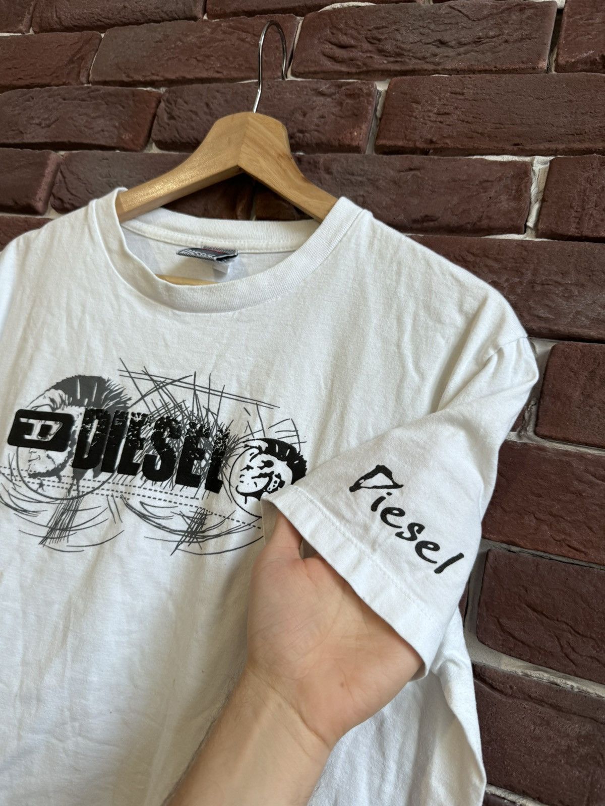 Diesel Y2K Diesel Avant Garde Tshirt M white Streetwear Hype Size US M / EU 48-50 / 2 - 5 Thumbnail