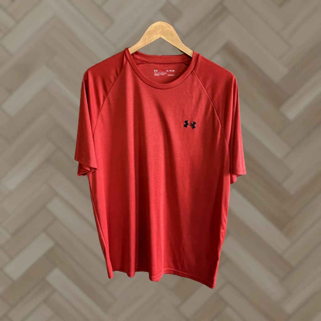 Under Armour Under Armour Mens Red Short Sleeve Athletic Shirt XL T-Shirt Pullover Activewear Mens XL Red Short Sleeve Under Armour Shirt Size US XL / EU 56 / 4 - 1 Thumbnail