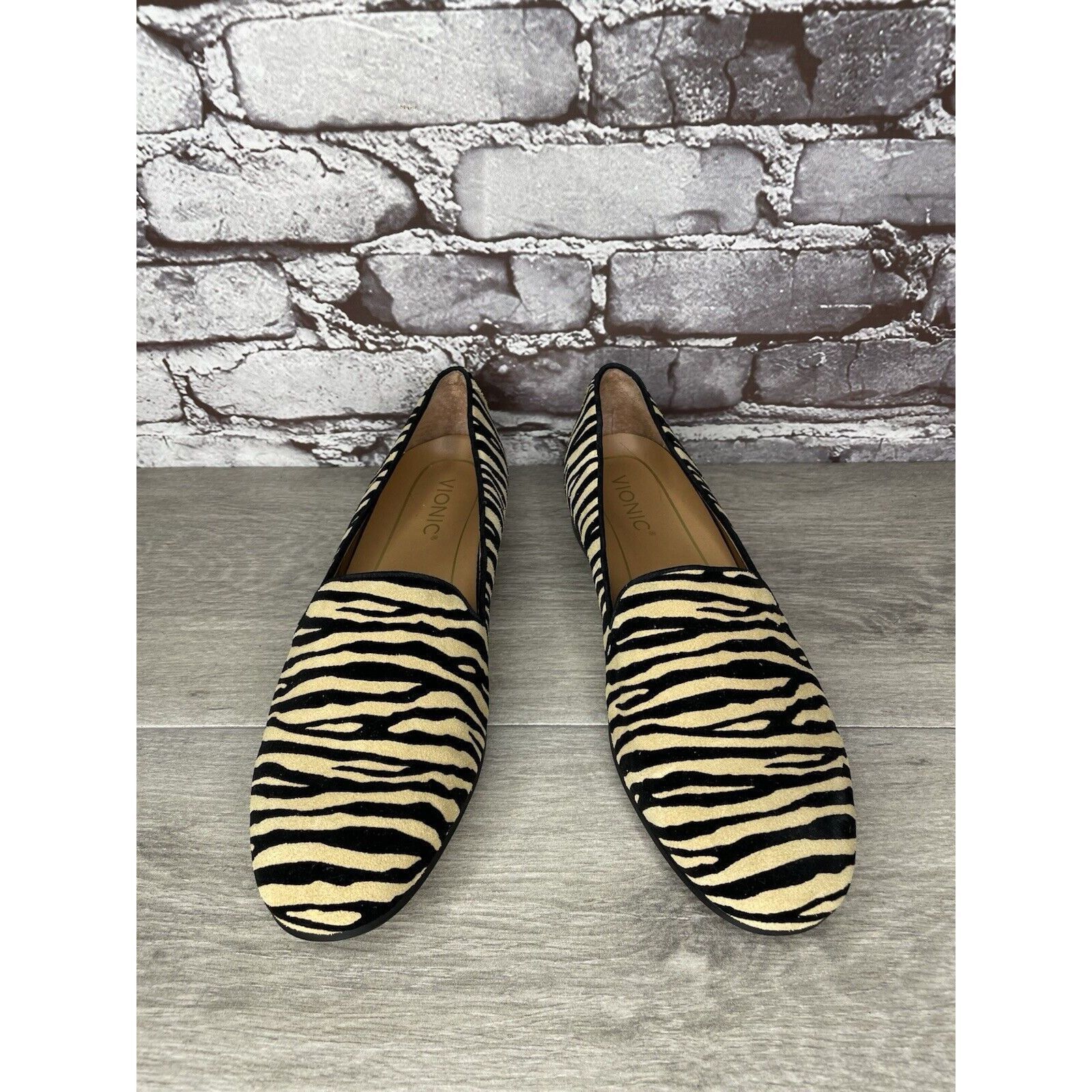 Other VIONIC Willa Tiger Print Yellow Black Stripe Flats Shoes Wom Size US 9.5 / IT 39.5 - 15 Thumbnail