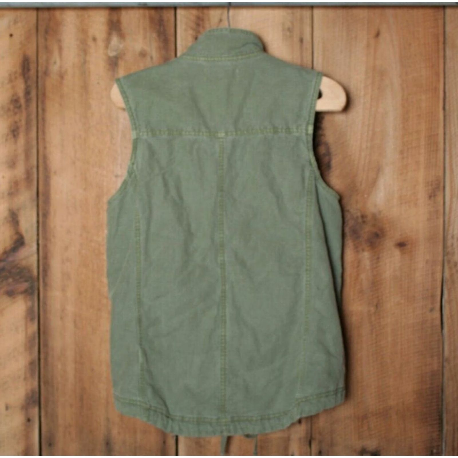 Lucky Brand LUCKY BRAND Live in Love Army Green Linen Blend Military Vest Sz. M Women Shirt Vest Military Jacket Green M Ladies Zip Size M / US 6-8 / IT 42-44 - 2 Thumbnail