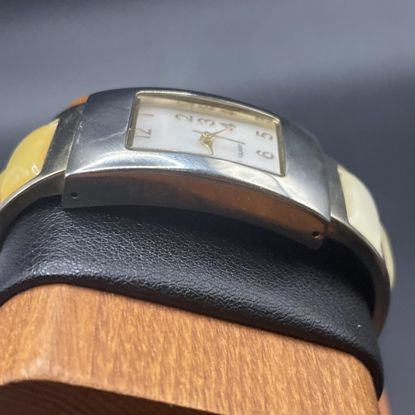 The Unbranded Brand Women's Cuff Band Quartz Watch MOP Dial Gold Accents New Bat Size ONE SIZE - 4 Thumbnail