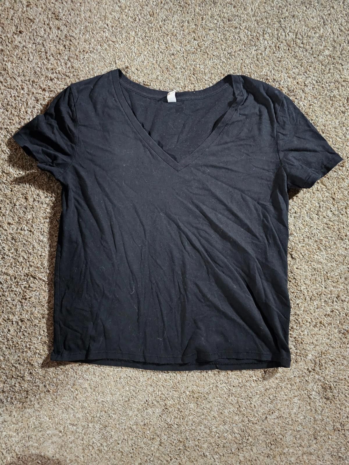 BP. BP Black Vneck Tshirt Medium Size M / US 6-8 / IT 42-44 - 1 Thumbnail