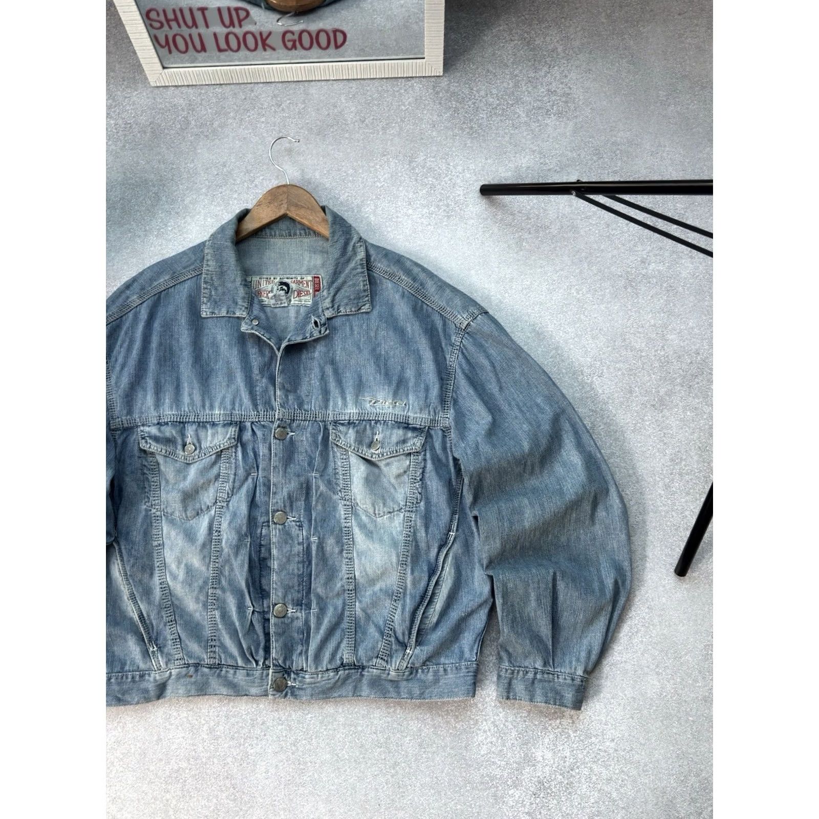 Diesel VINTAGE Diesel Jacket Shirt 90s Logo Embroidered Button Up Light Cotton Denim Men L Blue Casual Military Workwear) Size US 33 - 3 Thumbnail