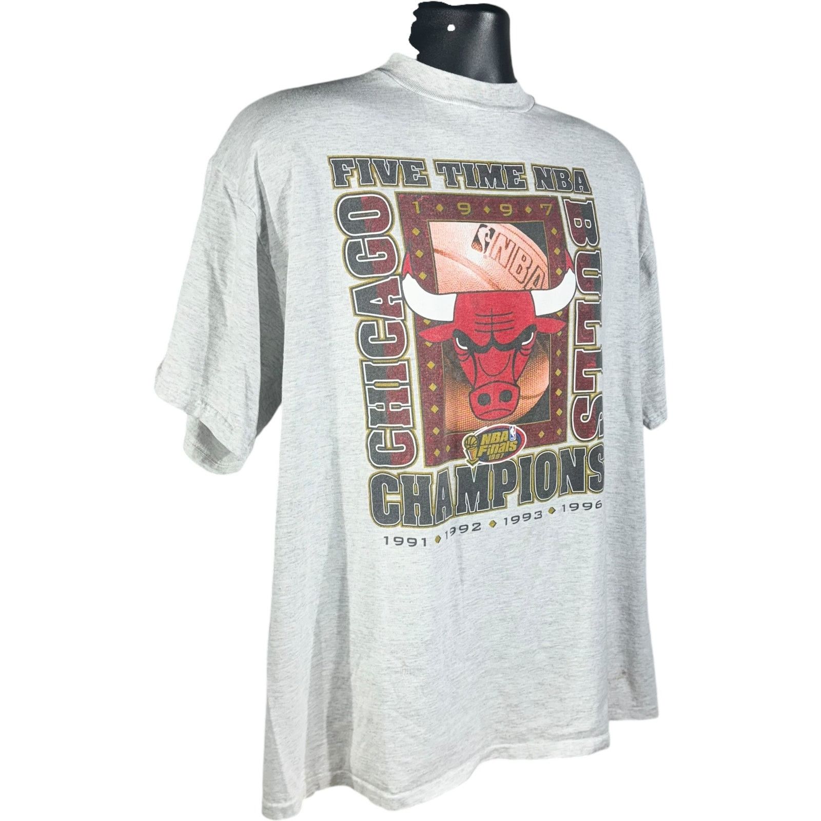 Logo 7 Vintage Chicago Bulls Five Time Champions Tee 90s Size US XL / EU 56 / 4 - 4 Thumbnail
