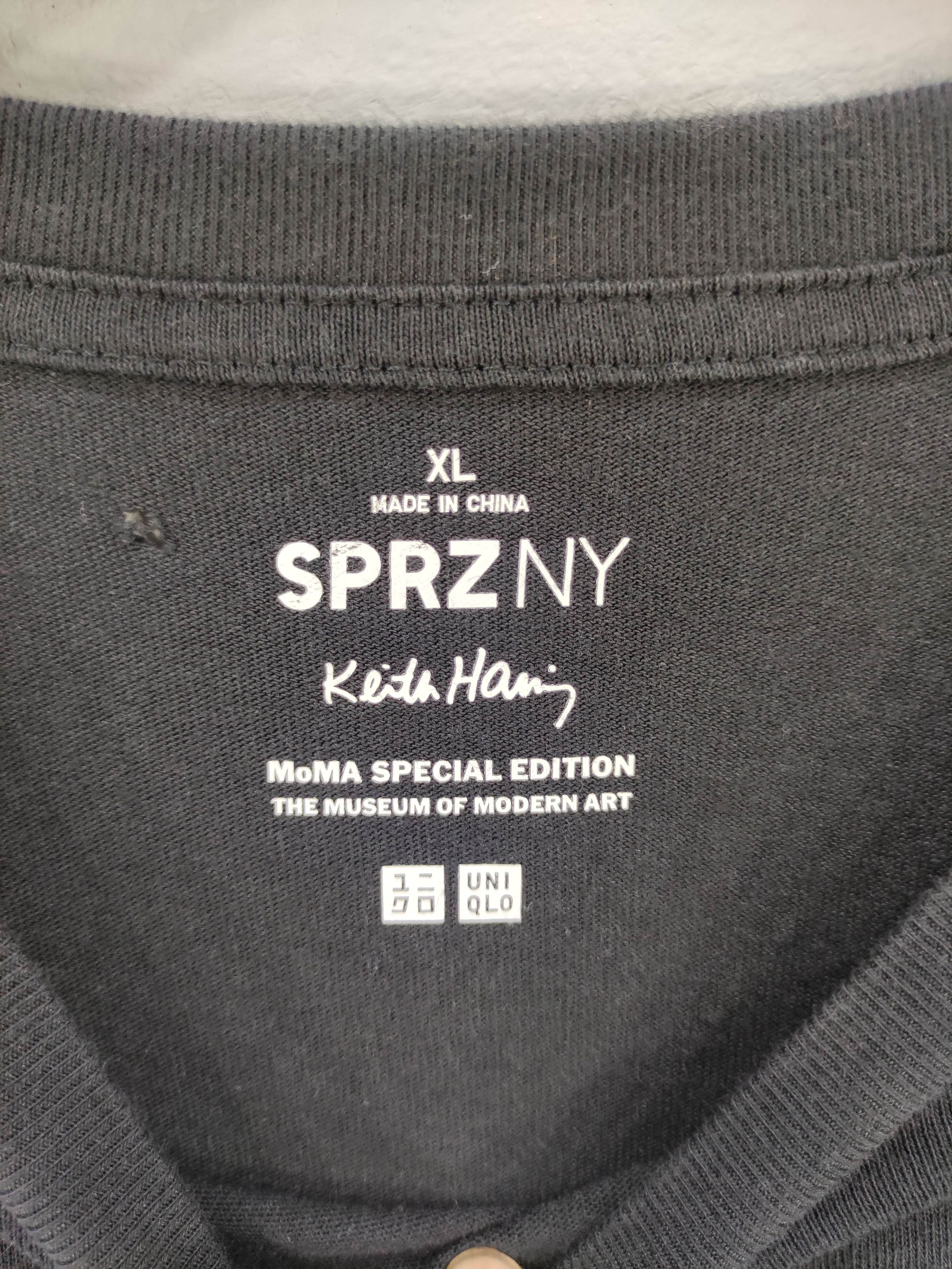 Uniqlo Vintage Keith Hearing Uniqlo Long Sleeve Tshirt Size US L / EU 52-54 / 3 - 4 Thumbnail