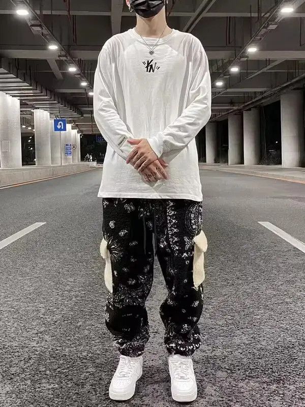 Japanese Brand Paisley Bandana Graphic Fleece Trousers Joggers Pants Size US 32 / EU 48 - 3 Thumbnail