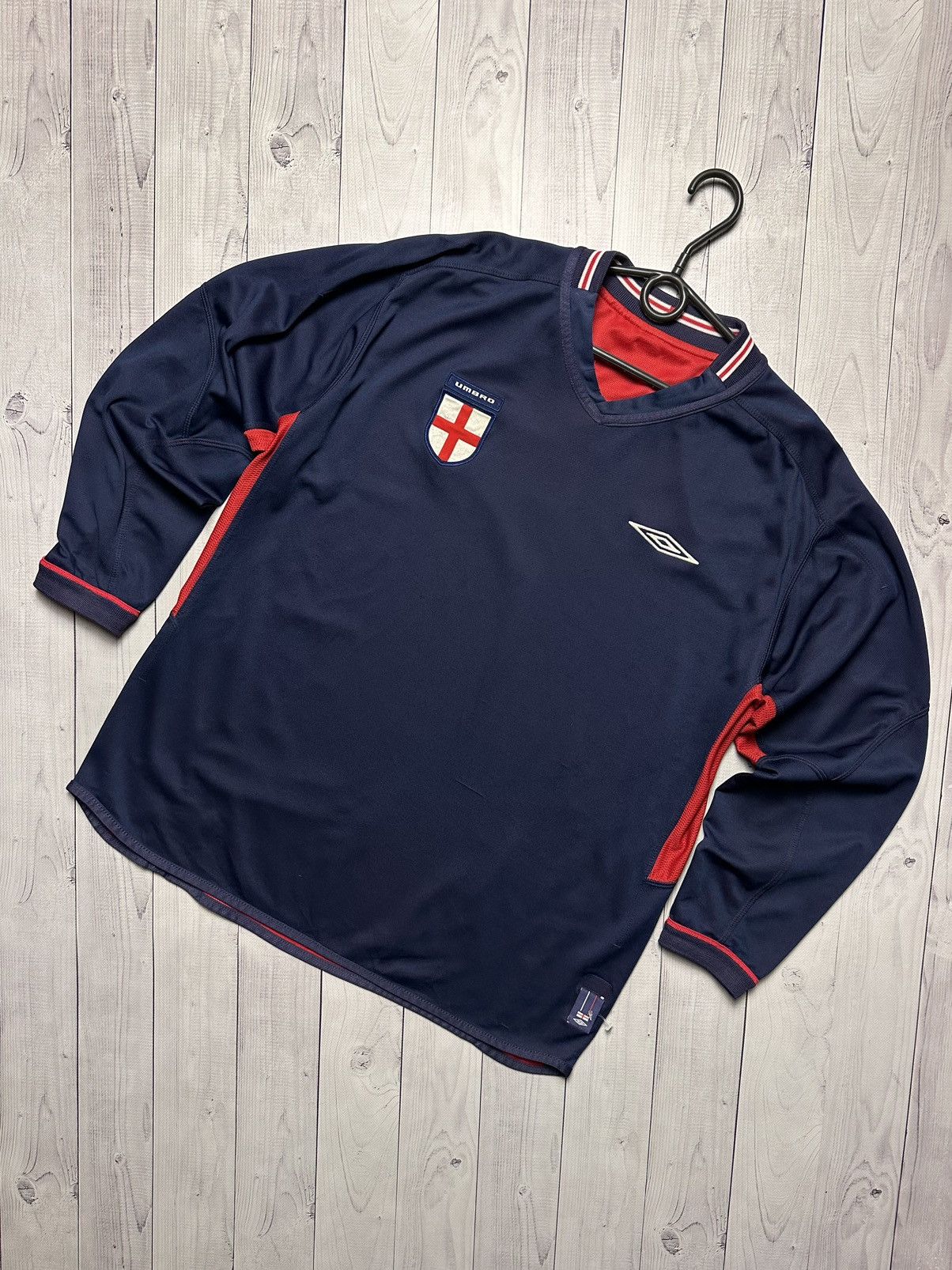 Vintage Umbro England soccer jersey long sleeve size XL