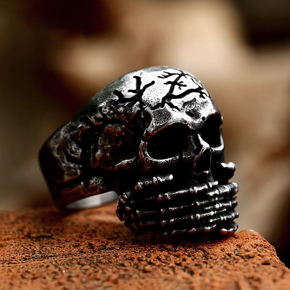 Vintage Gothic Vintage Skull Ring Size ONE SIZE - 1 Thumbnail