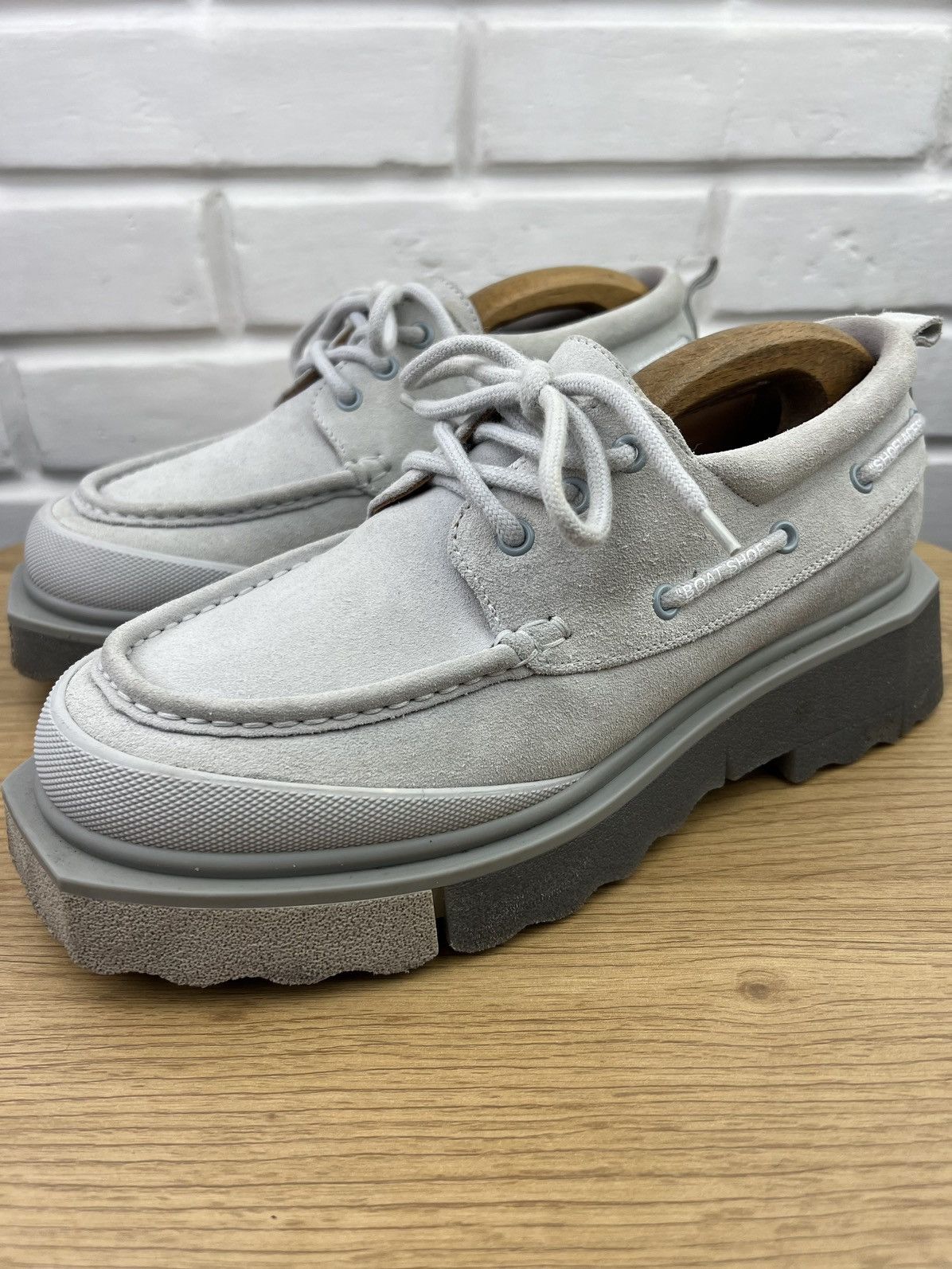 Off-White OFF-WHITE Derby Suede Boat Shoes SPONGE Rubber Sole Gray Size US 8 / EU 41 - 1 Thumbnail