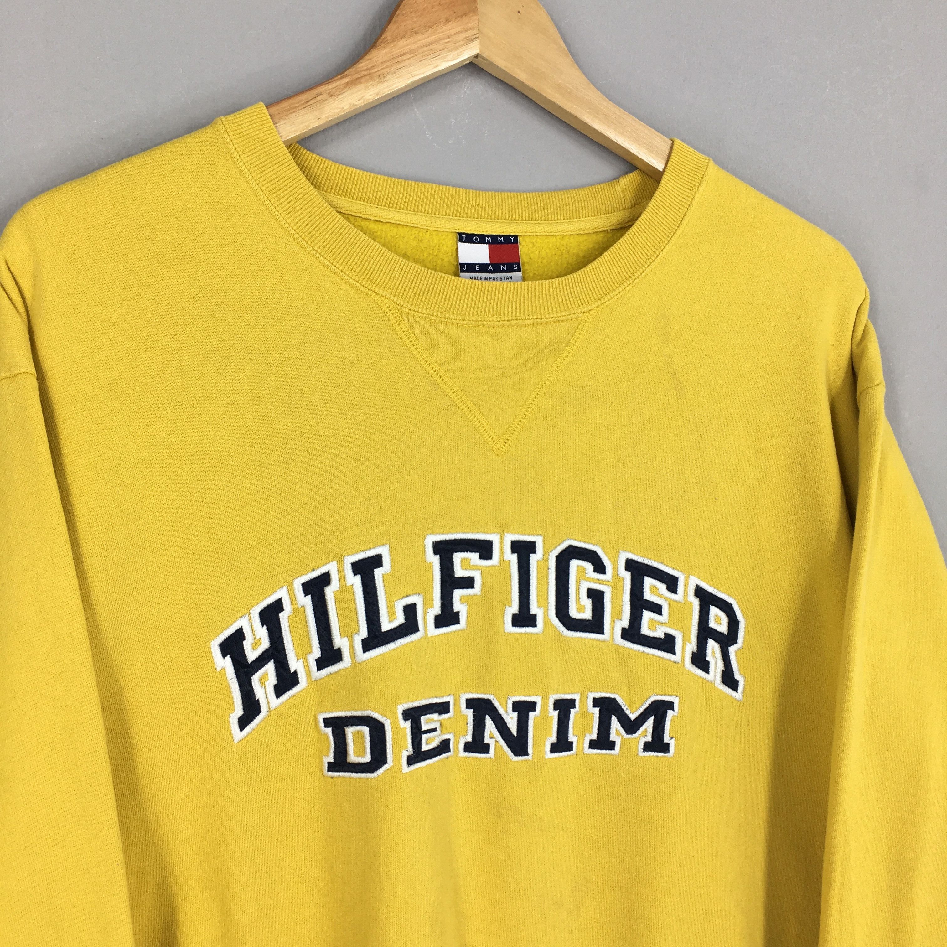 Tommy Hilfiger Vintage 90's Tommy Hilfiger Yellow Sweatshirt XL Size US XL / EU 56 / 4 - 3 Thumbnail