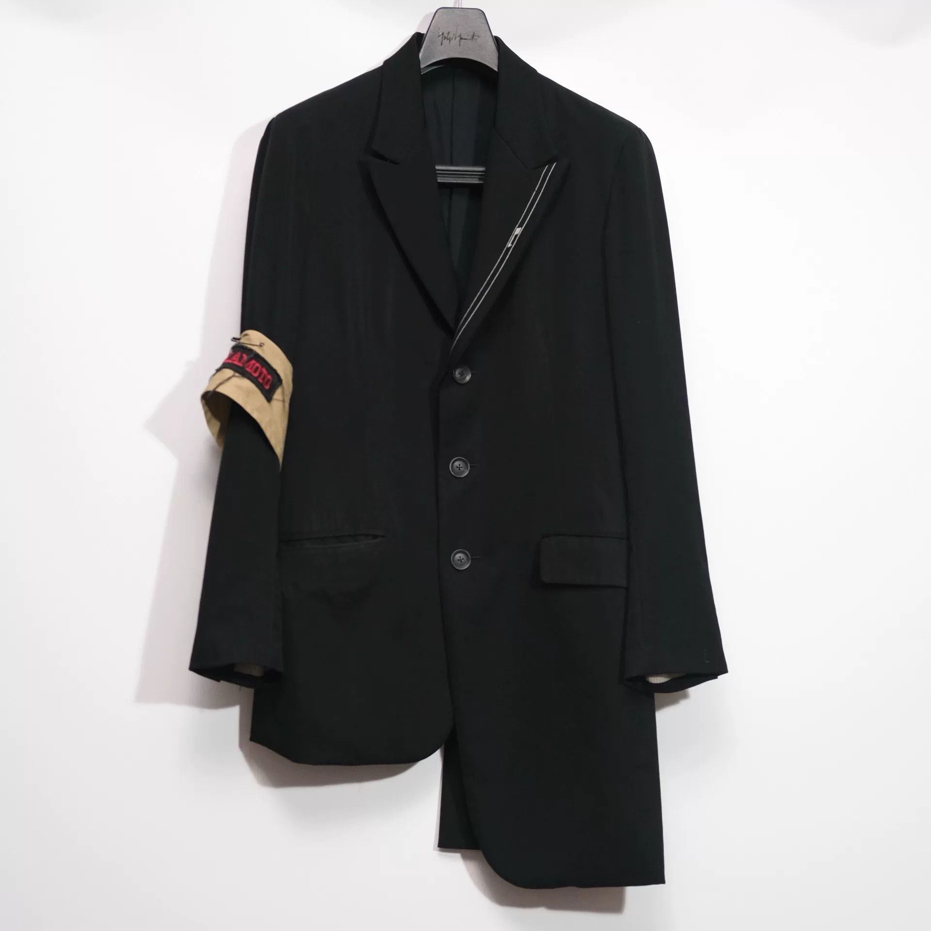 Yohji Yamamoto Yohji Yamamoto Yellow Armband Suit AW20 Size US M / EU 48-50 / 2 - 1 Thumbnail