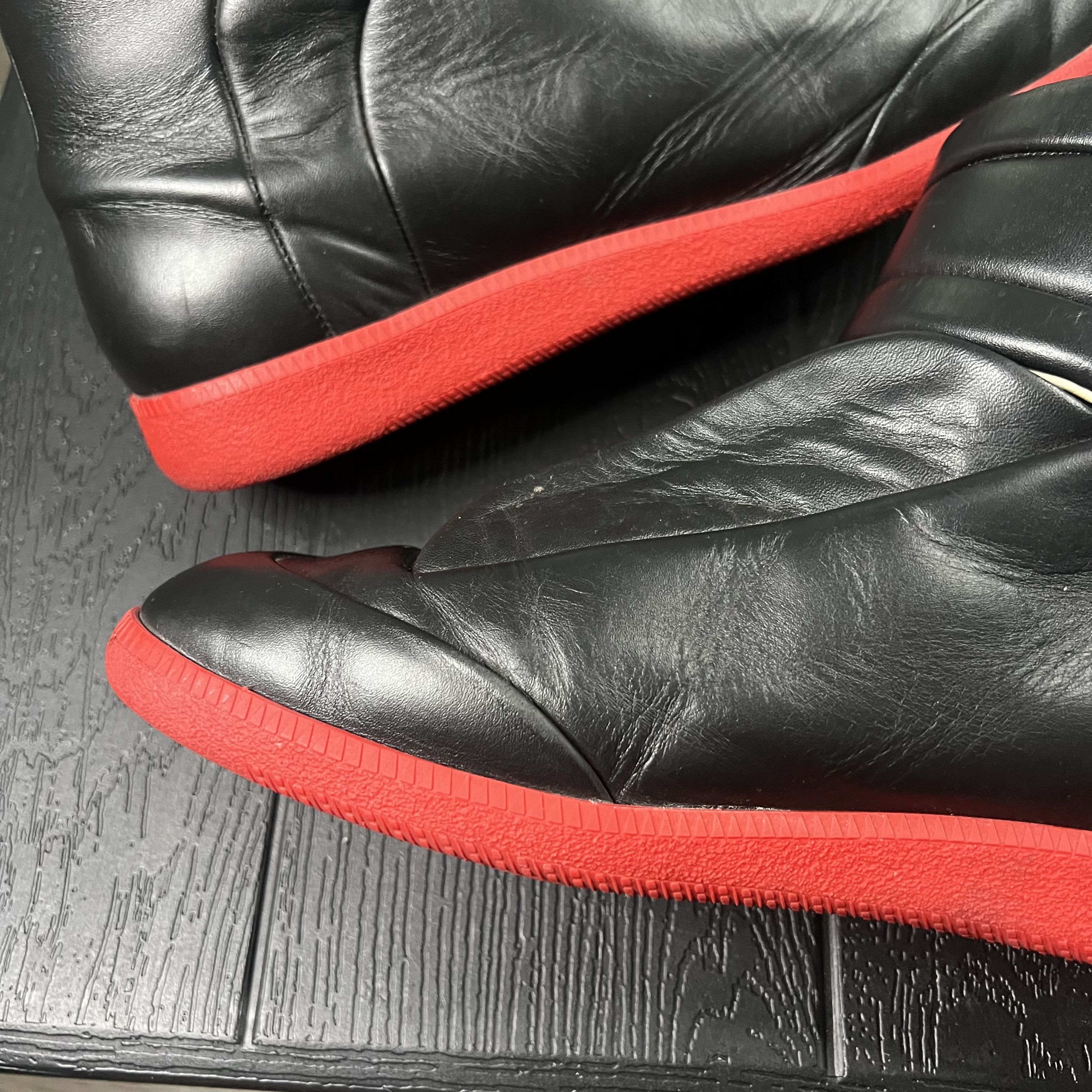 Maison Margiela Maison Margiela Future Black Red Size US 13 / EU 46 - 10 Thumbnail