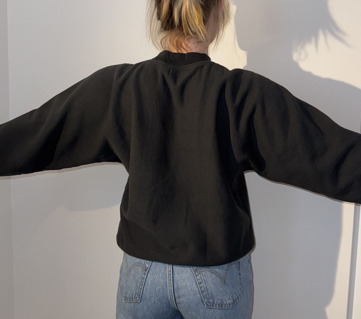 Other Late Checkout’s Issa Jean Crewneck Sweatshirt in Black Size US M / EU 48-50 / 2 - 5 Thumbnail