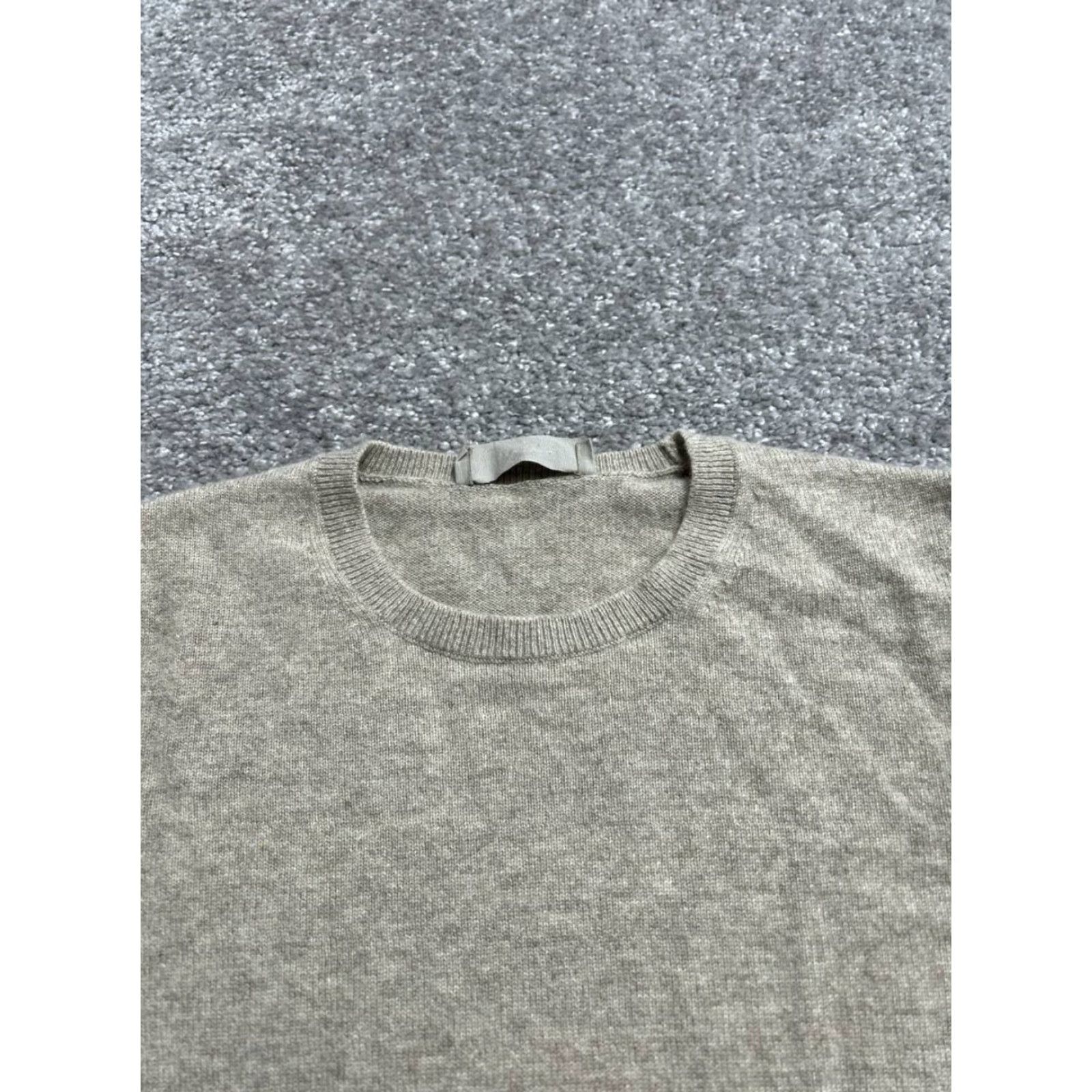 Everlane Everlane The Classic Sweater Womens XXS Beige Cashmere Knit Ribbed Hem Crew Neck Pullover Knit Shirt Mens? Size XXS / US 00 / IT 34 - 3 Thumbnail