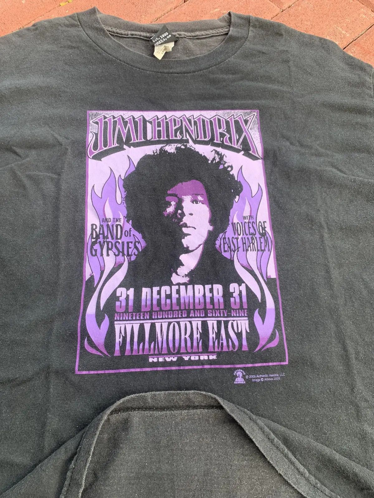 Jimi Hendrix Y2k Jimi Hendrix faded black. Size US L / EU 52-54 / 3 - 8 Thumbnail