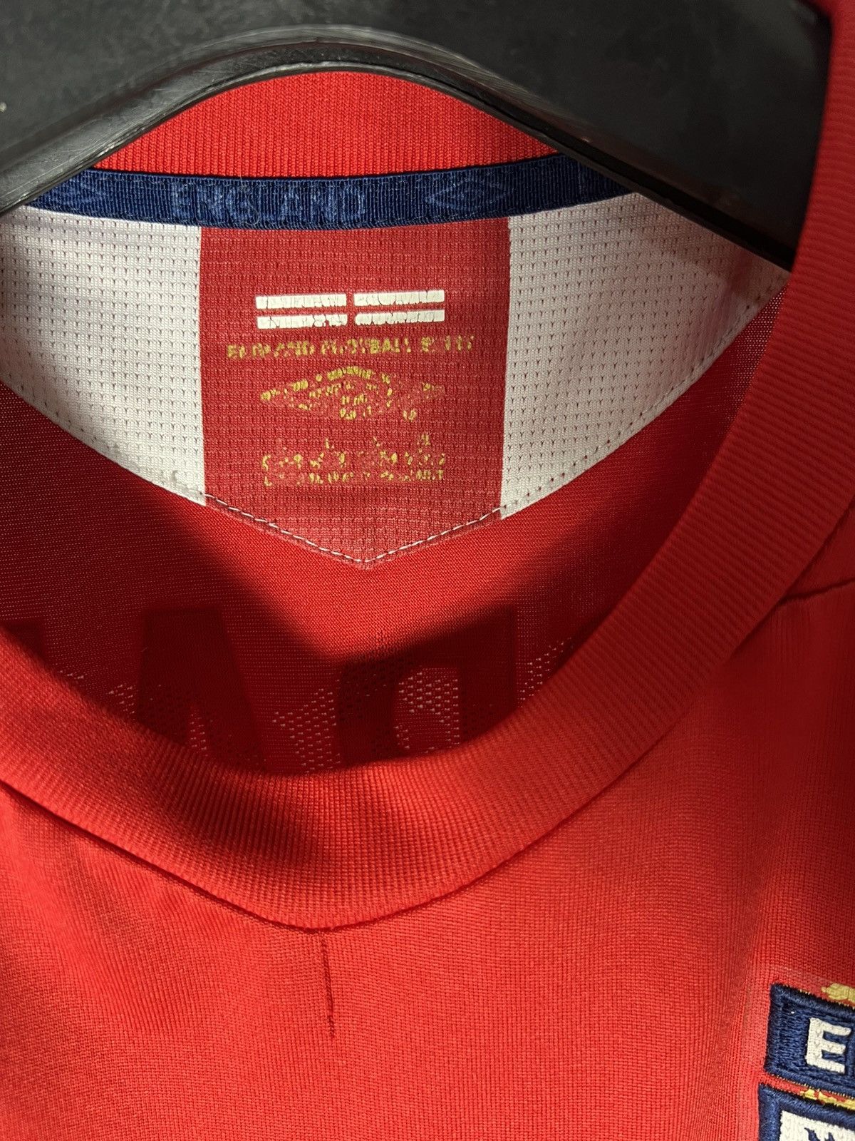 Umbro × Vintage VERY RARE UMBRO ENGLAND RETRO SOCCER JERSEY BLOKECORE 90s Size US L / EU 52-54 / 3 - 5 Thumbnail