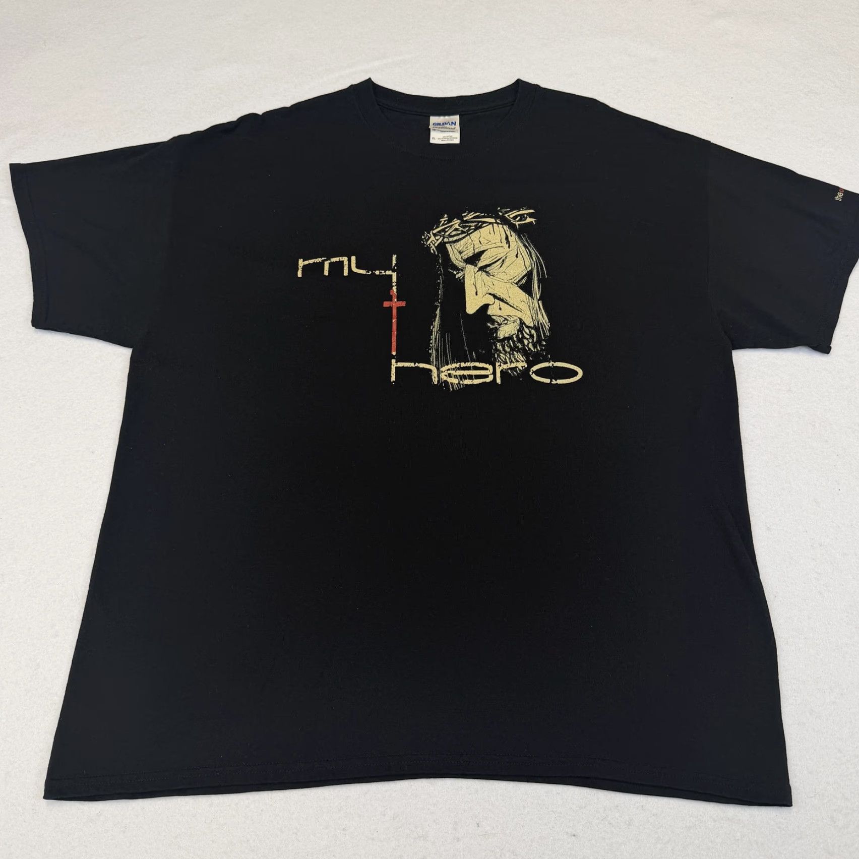 Gildan Jesus Hero Tee Mens XL Black Graphic Print Christian Gildan Short Sleeve T-Shirt Size US XL / EU 56 / 4 - 2 Thumbnail