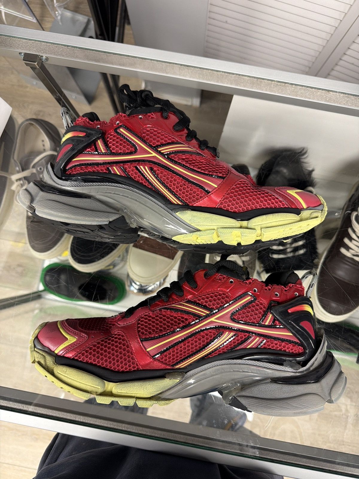 Balenciaga Balenciaga runner v2 red grey yellow Size US 10 / EU 43 - 8 Thumbnail