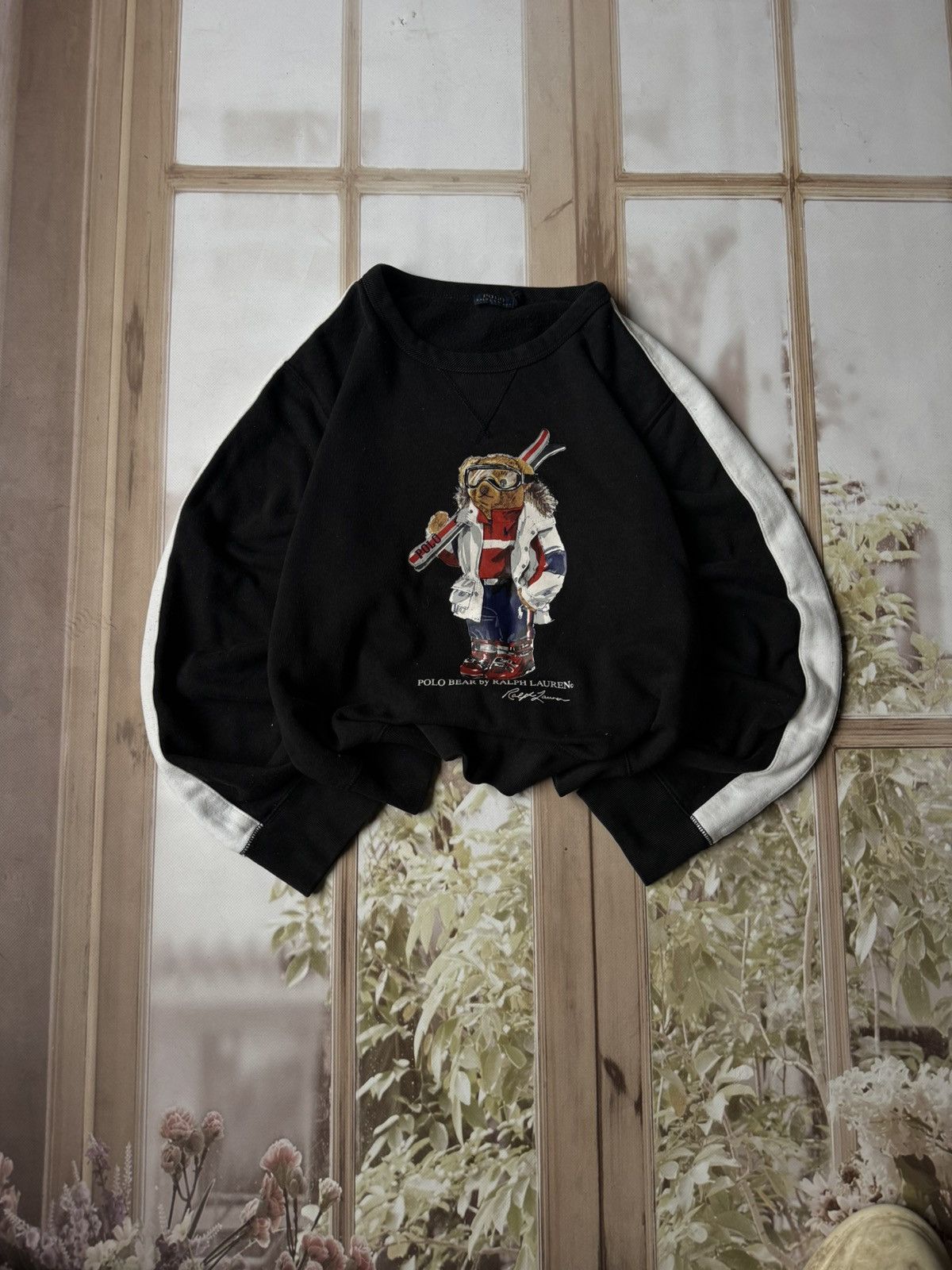 Polo Ralph Lauren RARE Polo Ralph Lauren Ski Bear Crewneck Black Vintage Style Size US M / EU 48-50 / 2 - 2 Thumbnail
