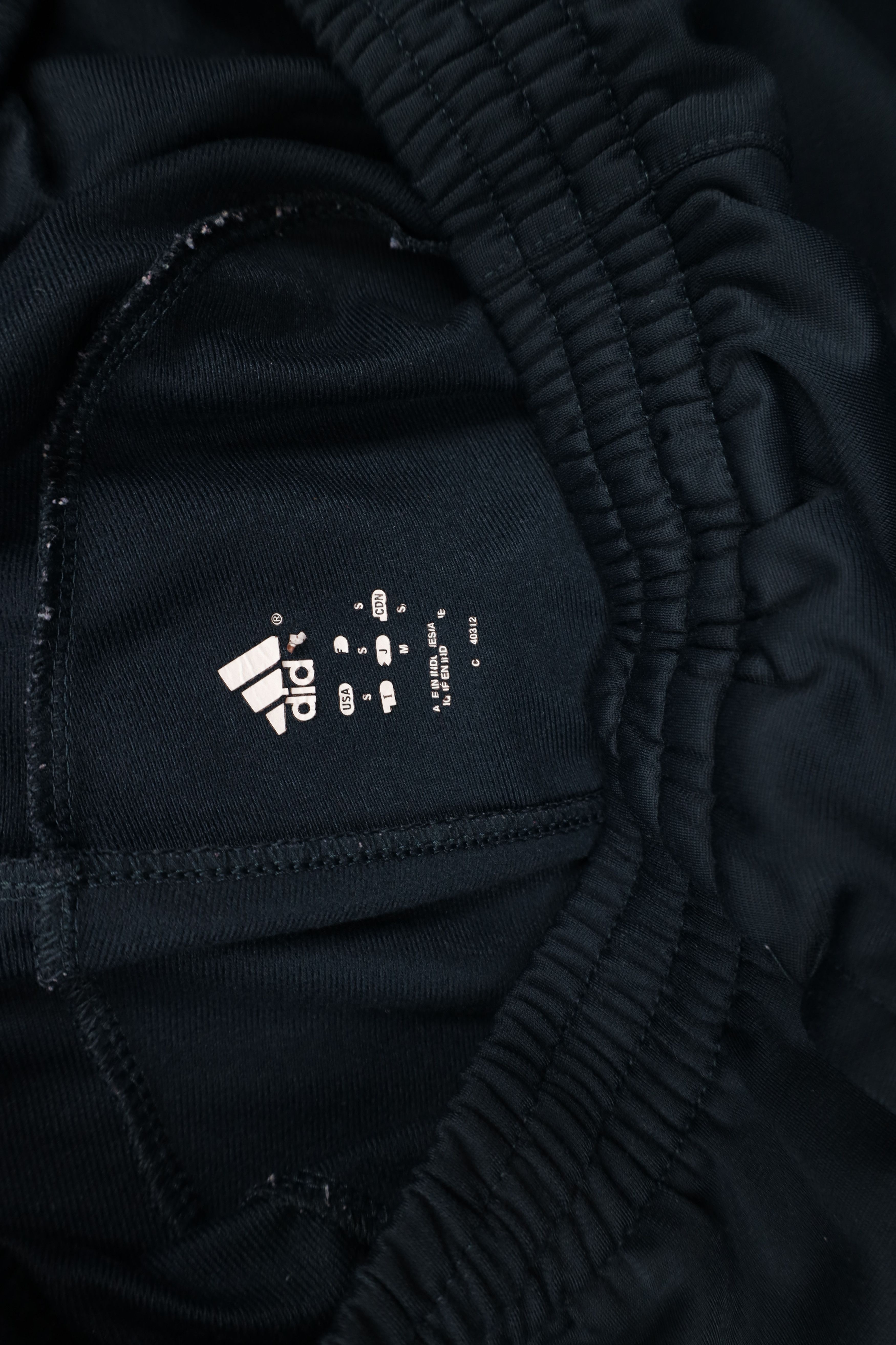 Adidas × Vintage Vintage Adidas Soccer Champions League Wide Leg Sweatpants Size US 32 / EU 48 - 10 Thumbnail