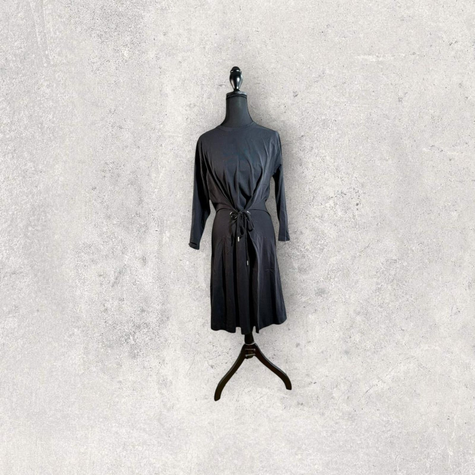 Anthropologie Anthropologie black long sleeve tie front dress Size S / US 4 / IT 40 - 3 Thumbnail