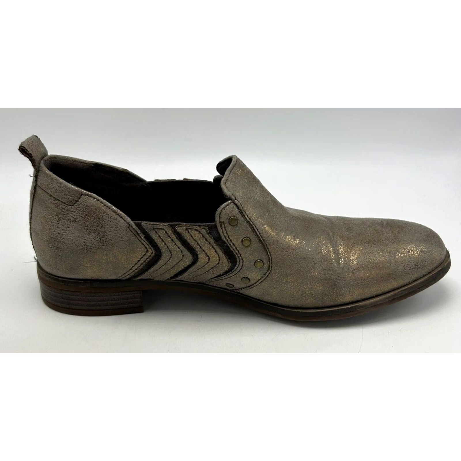 Clarks Clarks Collection Trish Bell Loafer Brown Womans 8 M Studded Slip On Bootie Metal Size US 6 / IT 36 - 4 Thumbnail