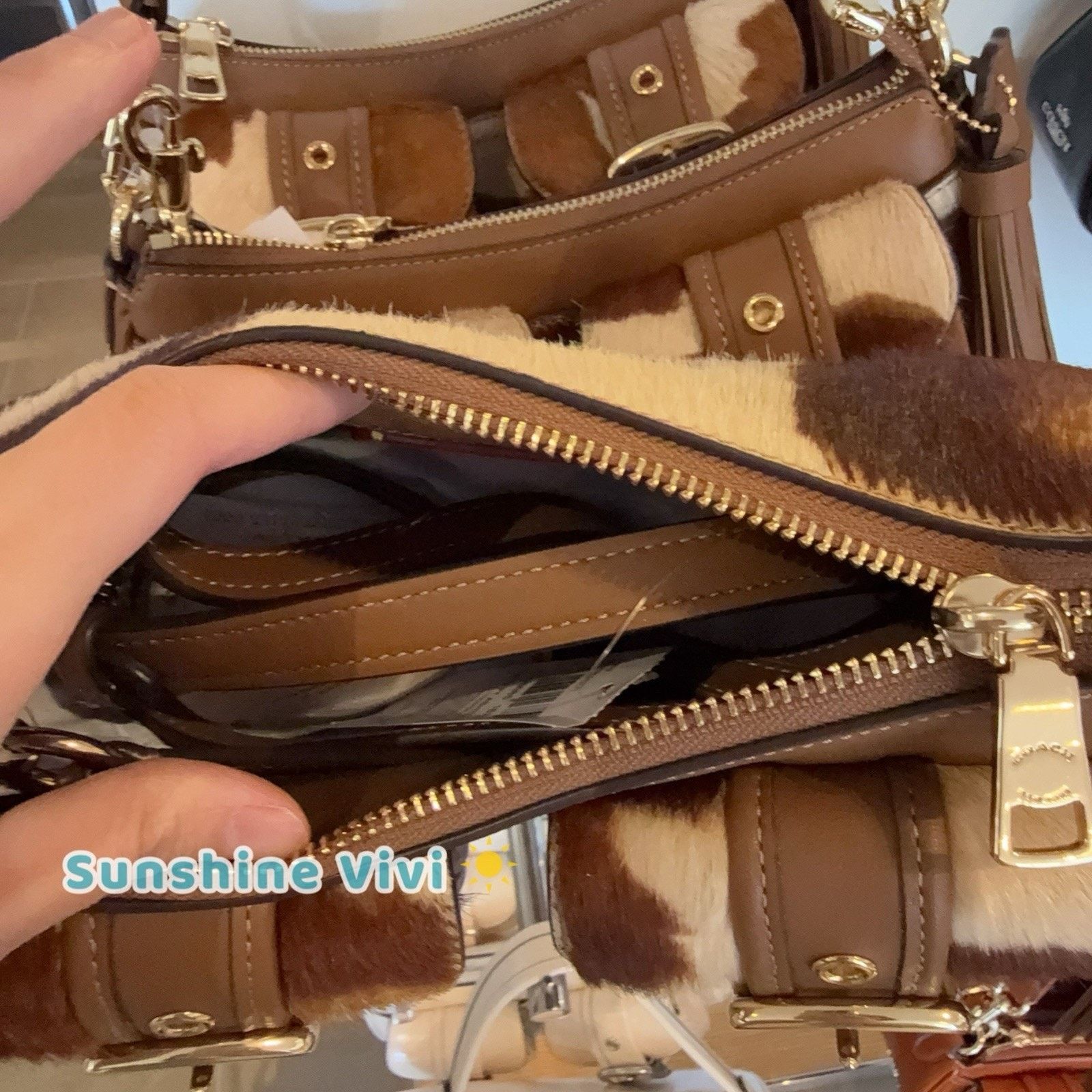 Coach NWT COACH Ashton Shoulder Bag In Haircalf Cow CDW47 Gold Cow Size ONE SIZE - 7 Thumbnail