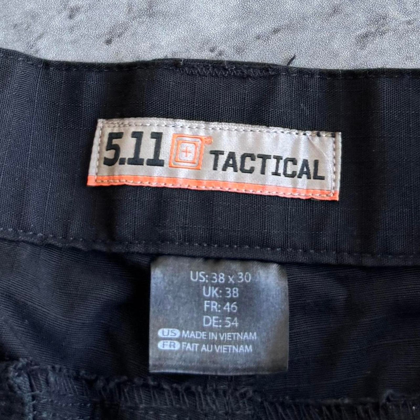 5.11 × Vintage Vintage Y2K 5.11 Tonal Black Double Knee Opium Cargo Pants Size US 37 - 3 Thumbnail