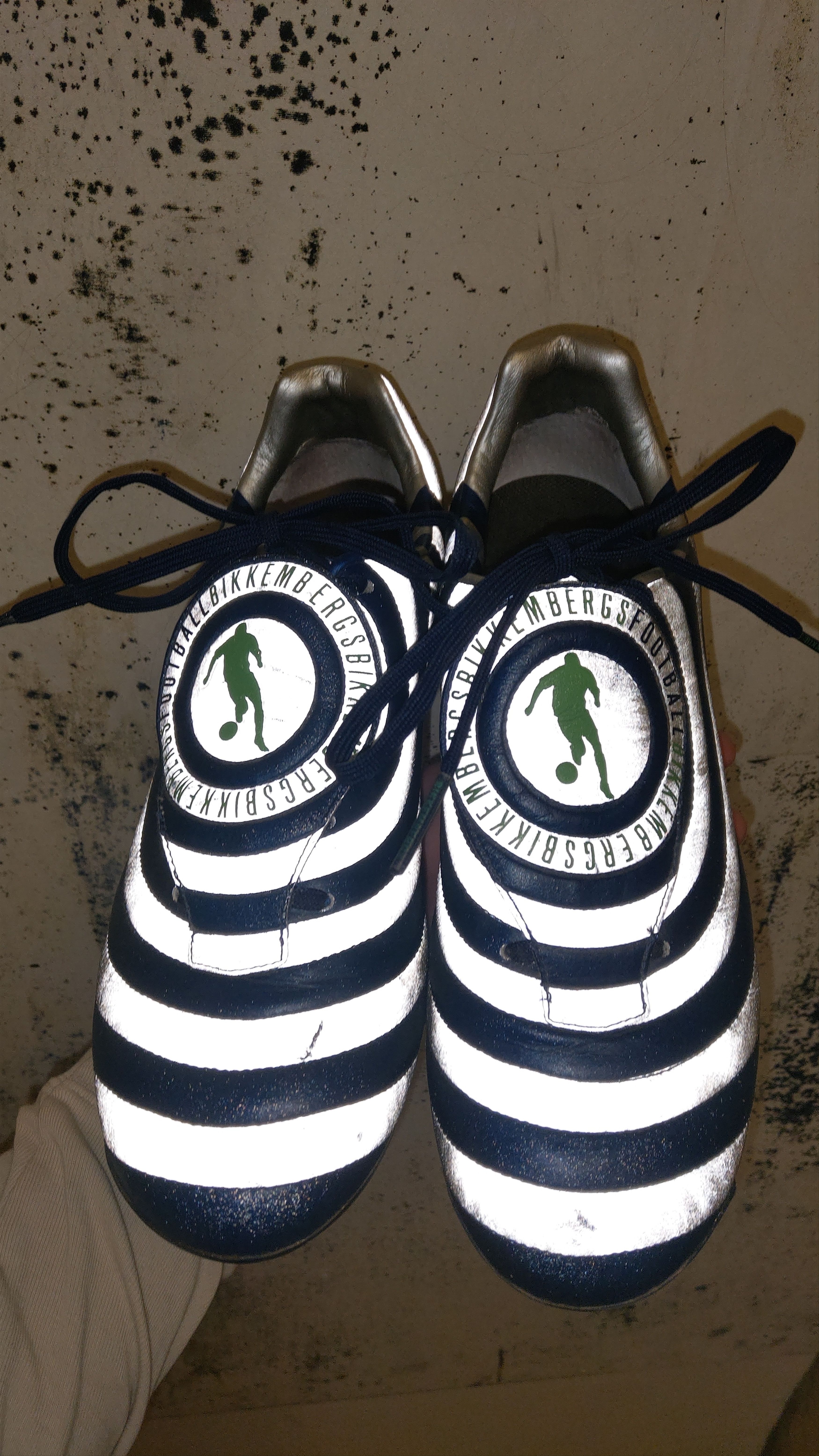Dirk Bikkembergs 3M Reflective Soccer Leather Trainers Football Sneakers 3M Size US 9.5 / EU 42-43 - 15 Thumbnail