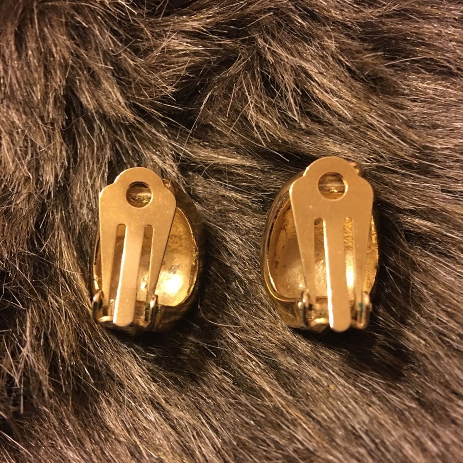Vintage Vintage gold and silver tone clip earrings Size ONE SIZE - 3 Thumbnail
