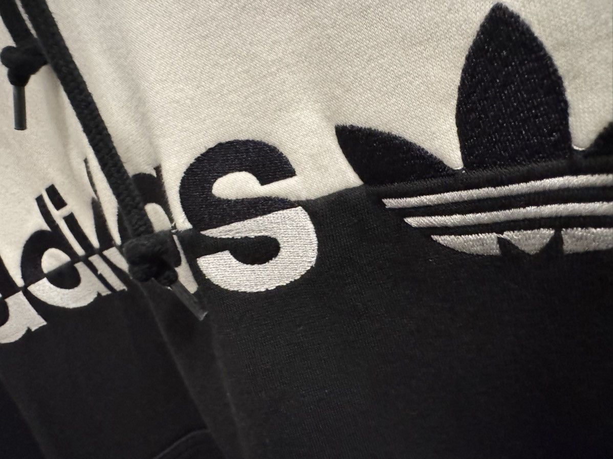 Adidas ADIDAS black and white PULLOVER HOODIE Size US XL / EU 56 / 4 - 2 Thumbnail