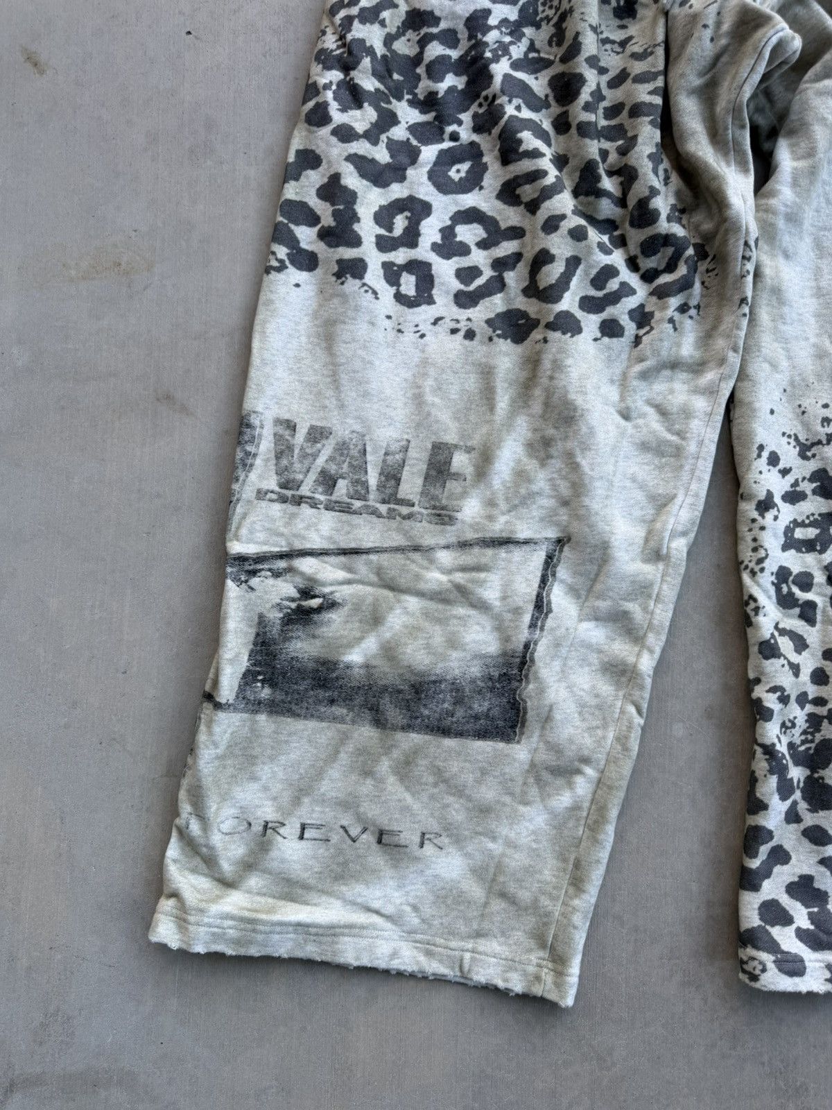 Vale Vale Forever Cheetah Sweatpants – Grey | Size XXL Size US 38 / EU 54 - 4 Thumbnail