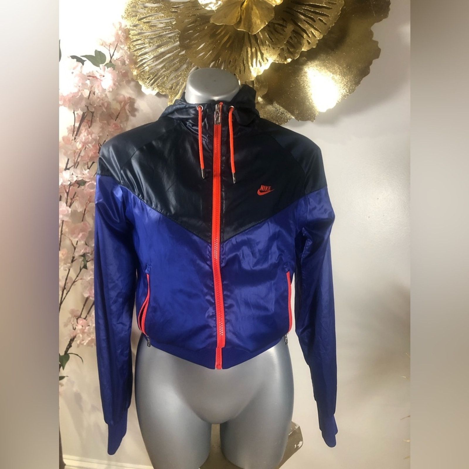 Nike Nike jacket windbreaker Size S / US 4 / IT 40 - 1 Thumbnail