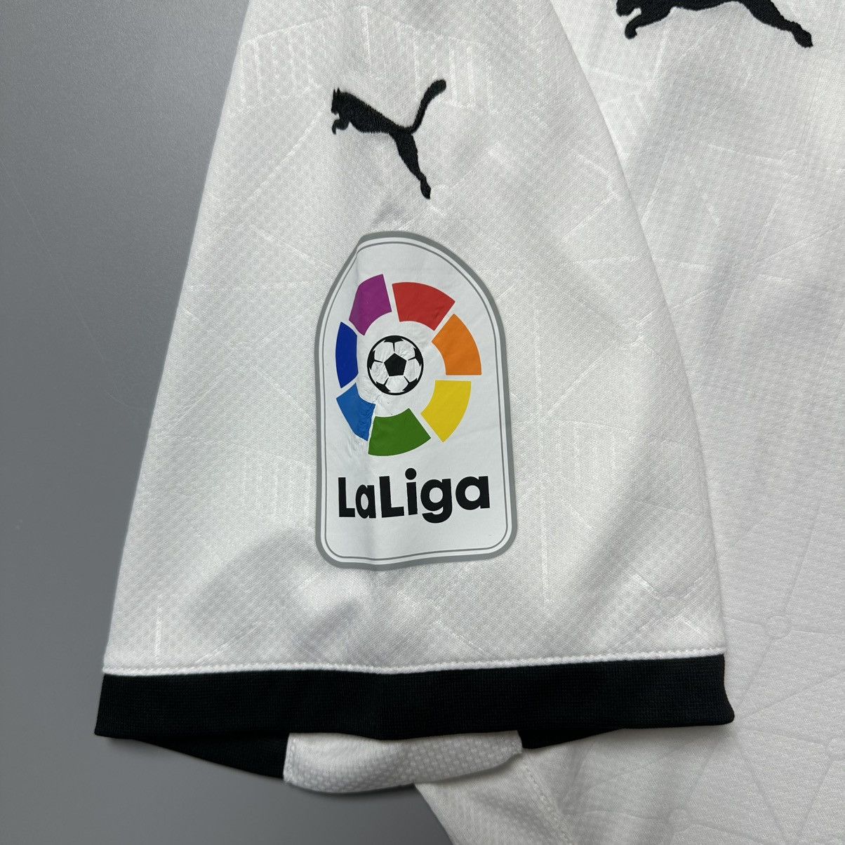 Puma VALENCIA PUMA 2020/2021 FOOTBALL HOME JERSEY #20 KANG IN Size US XXL / EU 58 / 5 - 8 Thumbnail