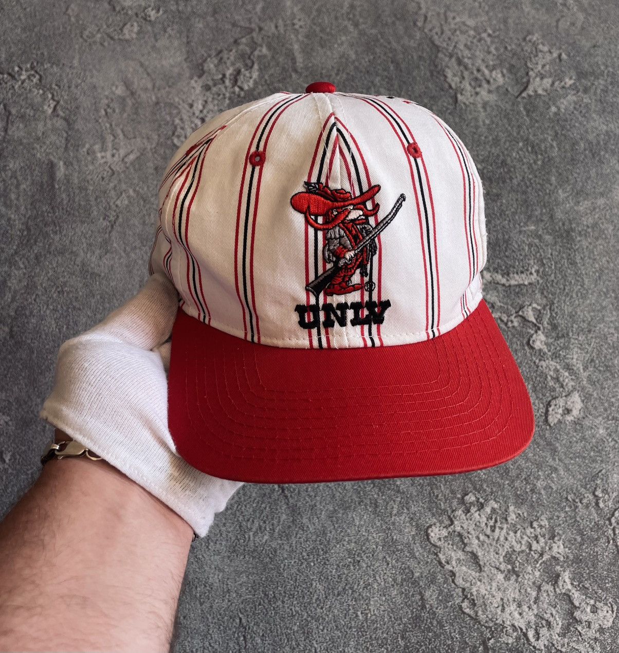 Starter VTG Starter NBA UNLV RUNNIN REBELS Striped Cap / Snapback Size ONE SIZE - 1 Thumbnail