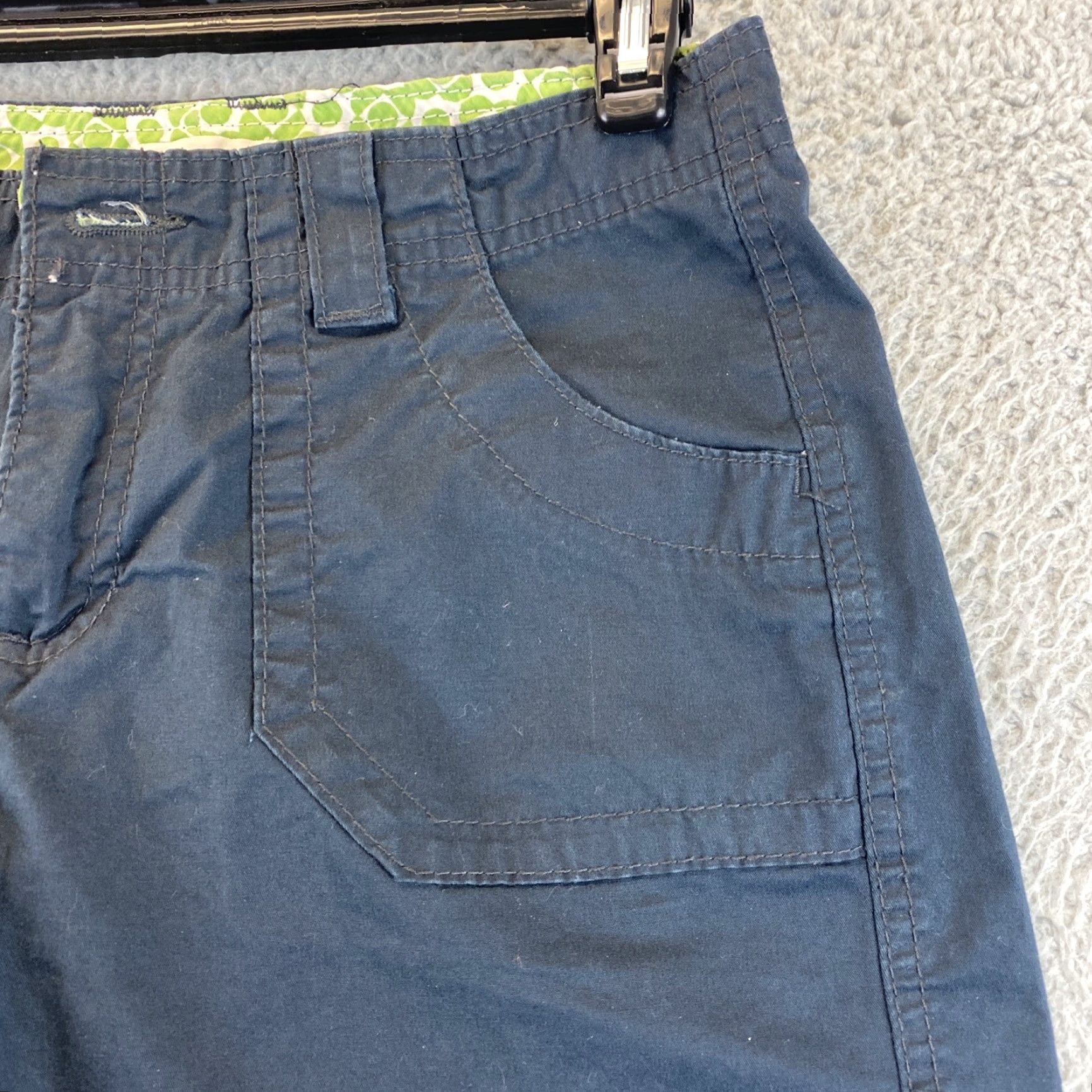 Lee Lee Women's Mid Rise Flat Front Bermuda Shorts Size 6 Navy Blue Classic Casual Size 28" / US 6 / IT 42 - 2 Thumbnail