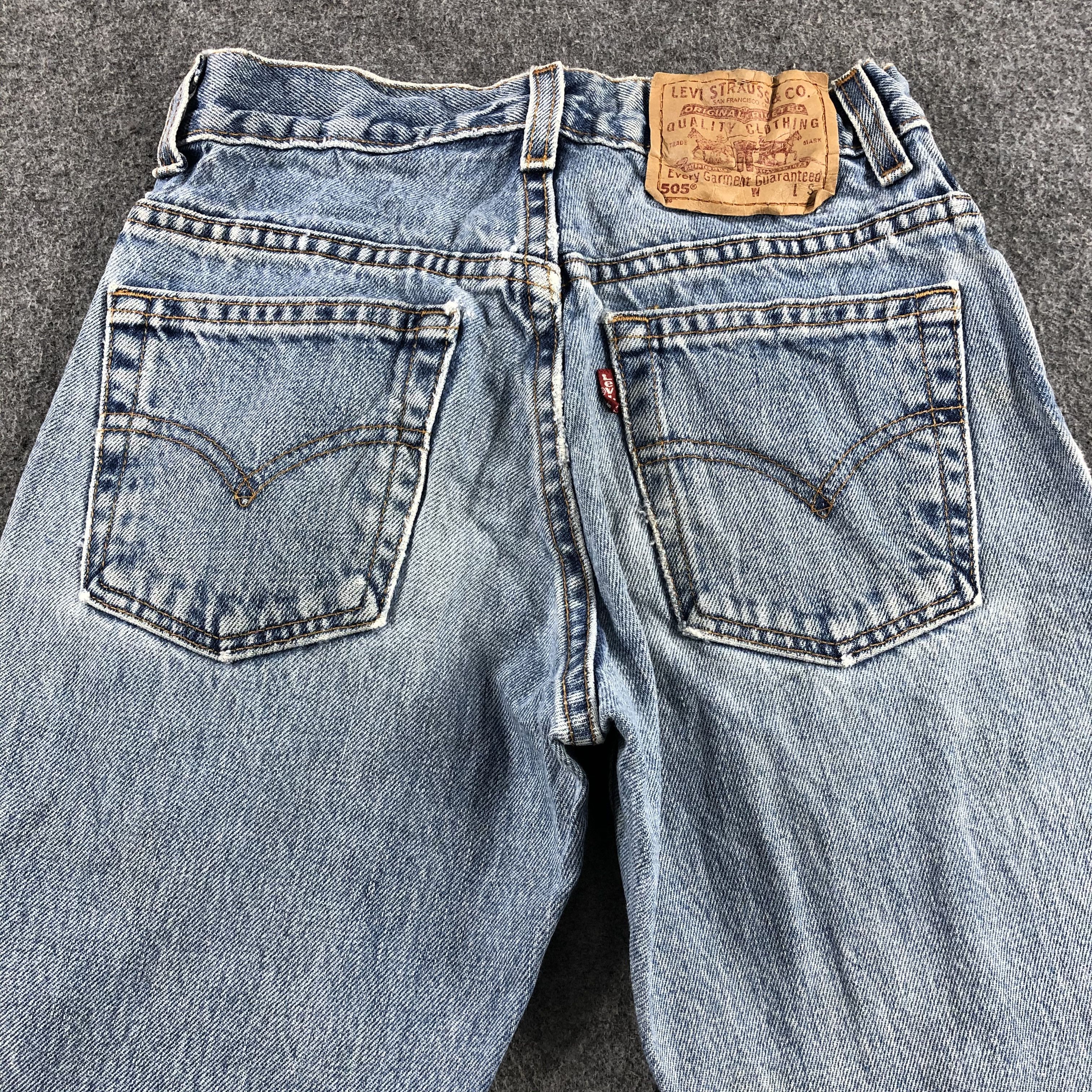 Levi's 90s Vintage Blue Wash Levis 505 Jeans-J2300 Size US 26 / EU 42 - 4 Thumbnail
