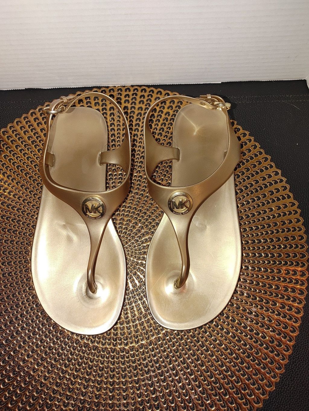 Michael Kors Michael Kors Sandals Size 8M Size US 8 / IT 38 - 2 Thumbnail