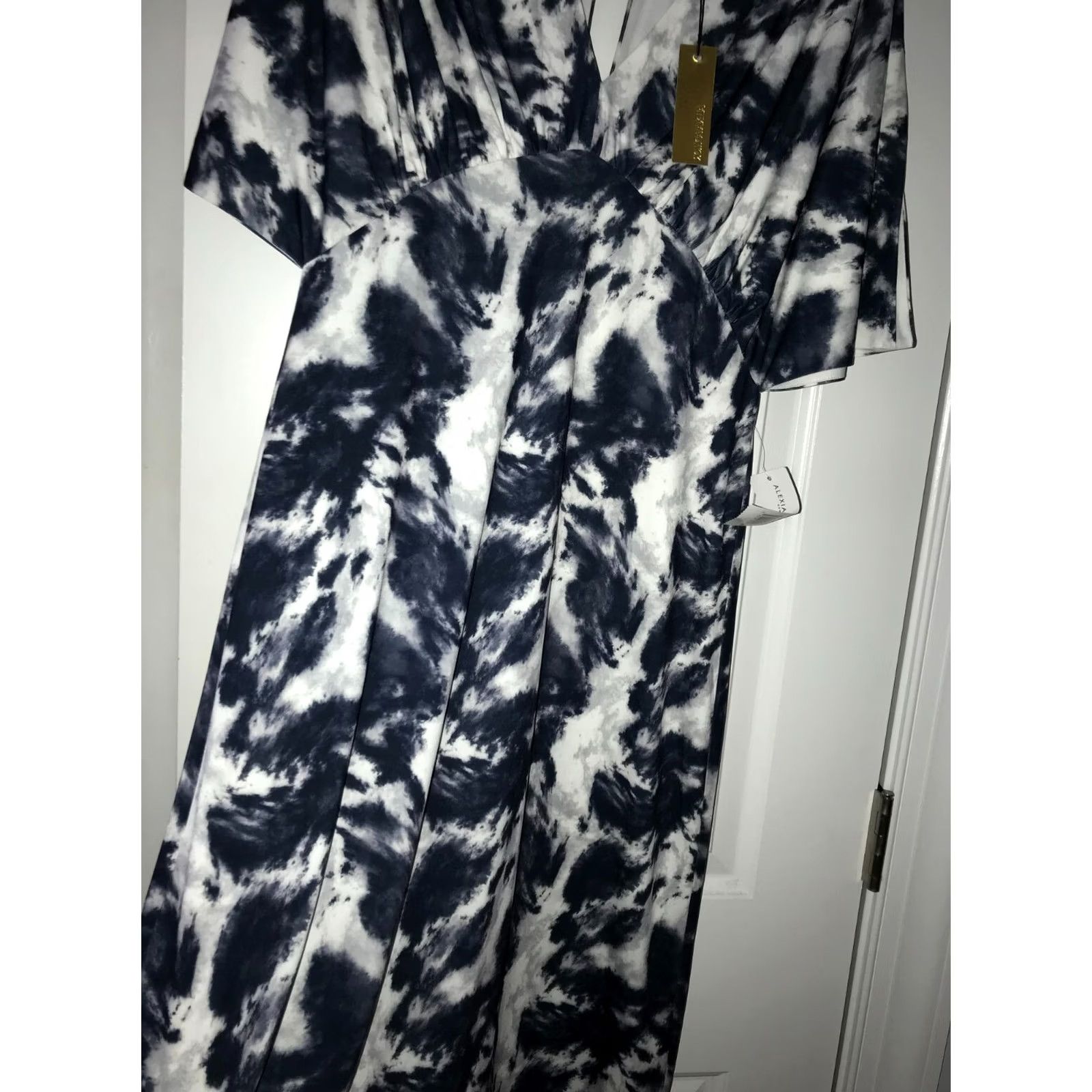 Vintage NWT Alexia Admor Women's Midi Dress M Multicolor ABSTRACT TIEDYE Size M / US 6-8 / IT 42-44 - 4 Thumbnail