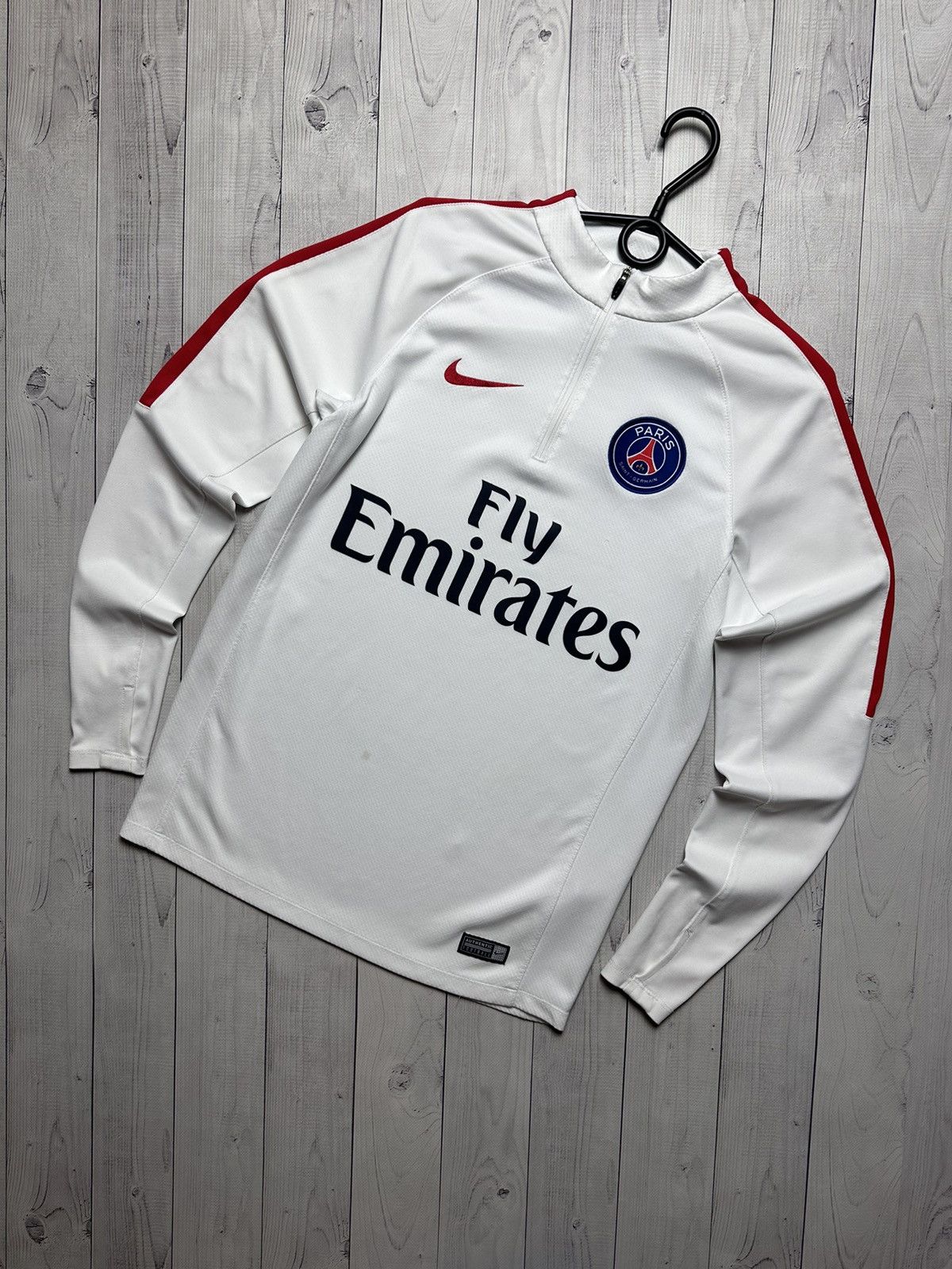 Nike × Vintage Vintage Nike Paris PSG soccer jacket size S logo Size US S / EU 44-46 / 1 - 1 Thumbnail
